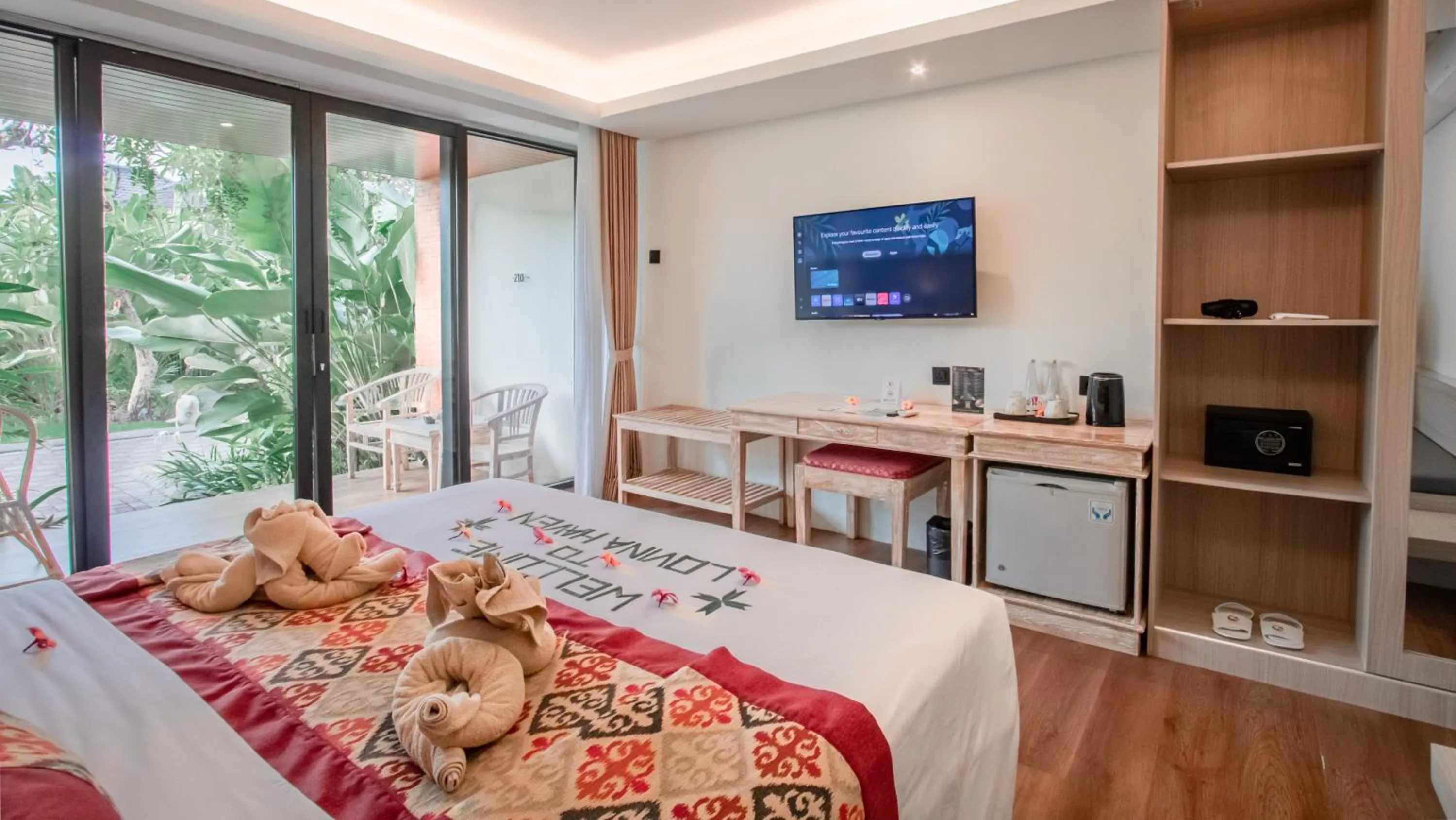 Bedroom, Bed in Lovina Haven Boutique Resort