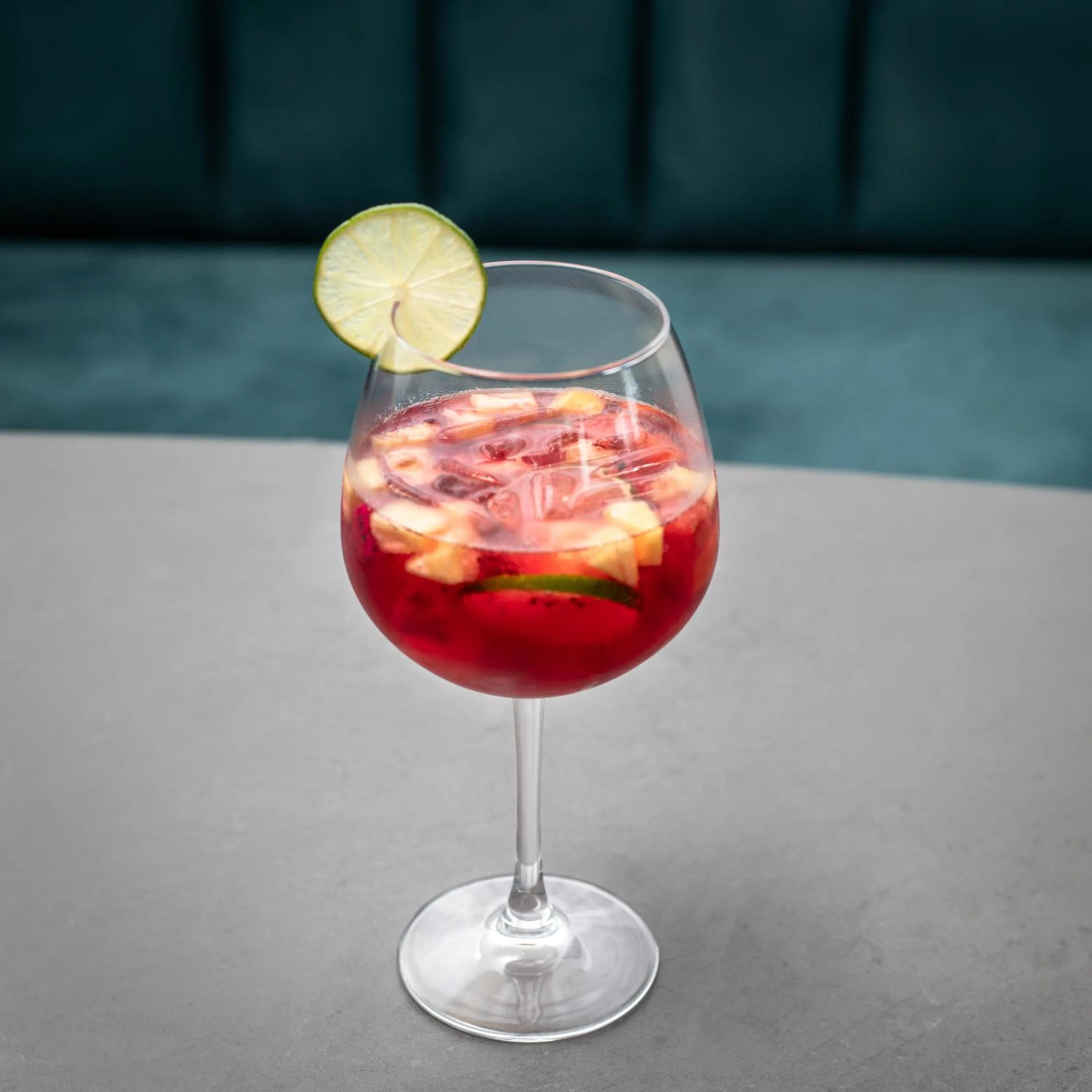 Restaurant/places to eat in Chaiya Palace Hotel