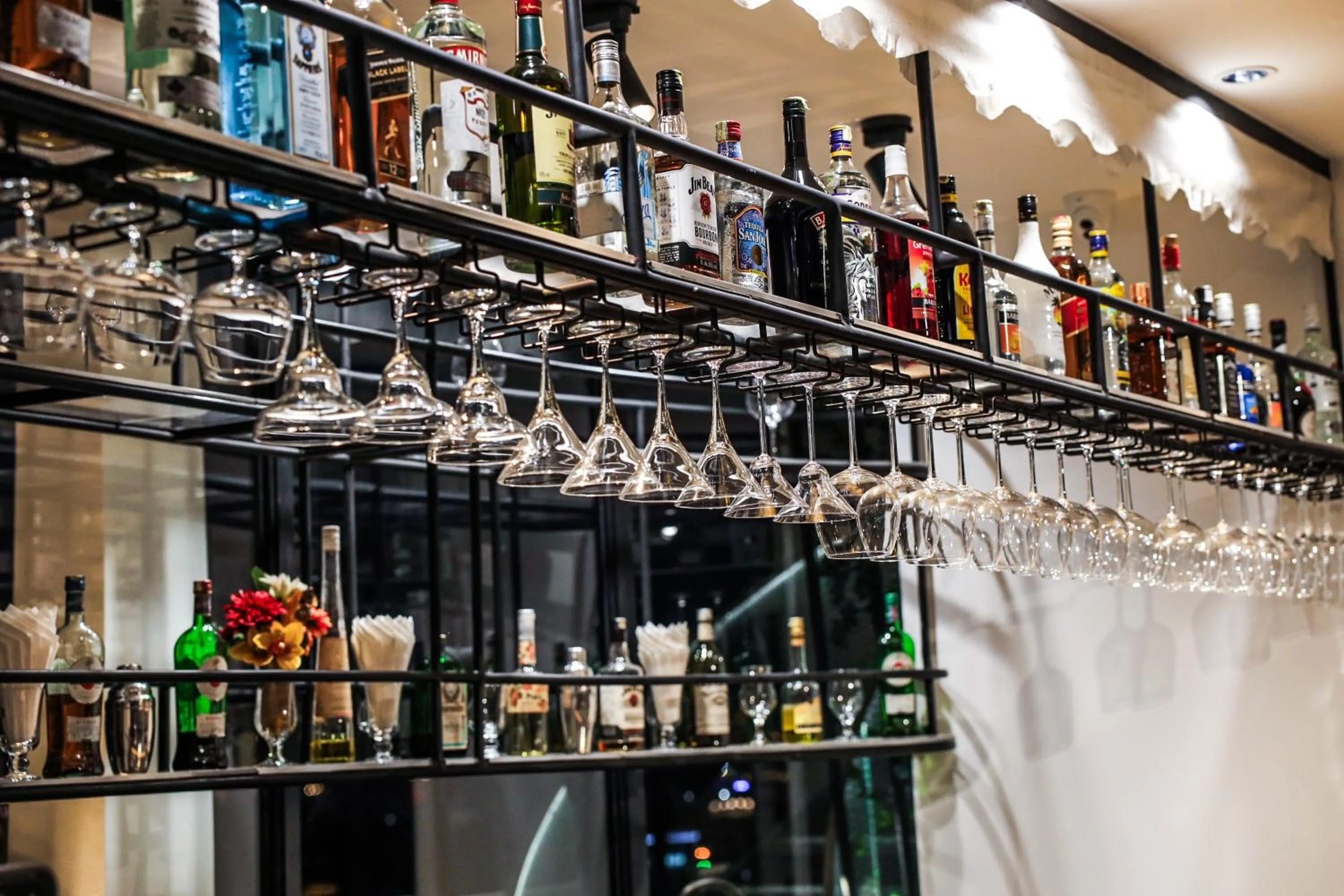 Lounge or bar in Chaiya Palace Hotel