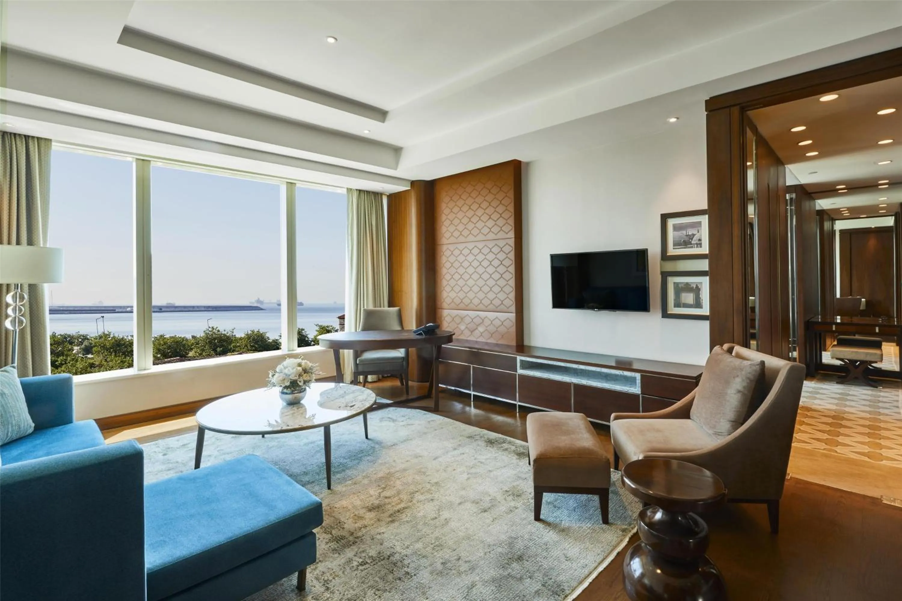 Photo of the whole room in Hyatt Regency Istanbul Atakoy