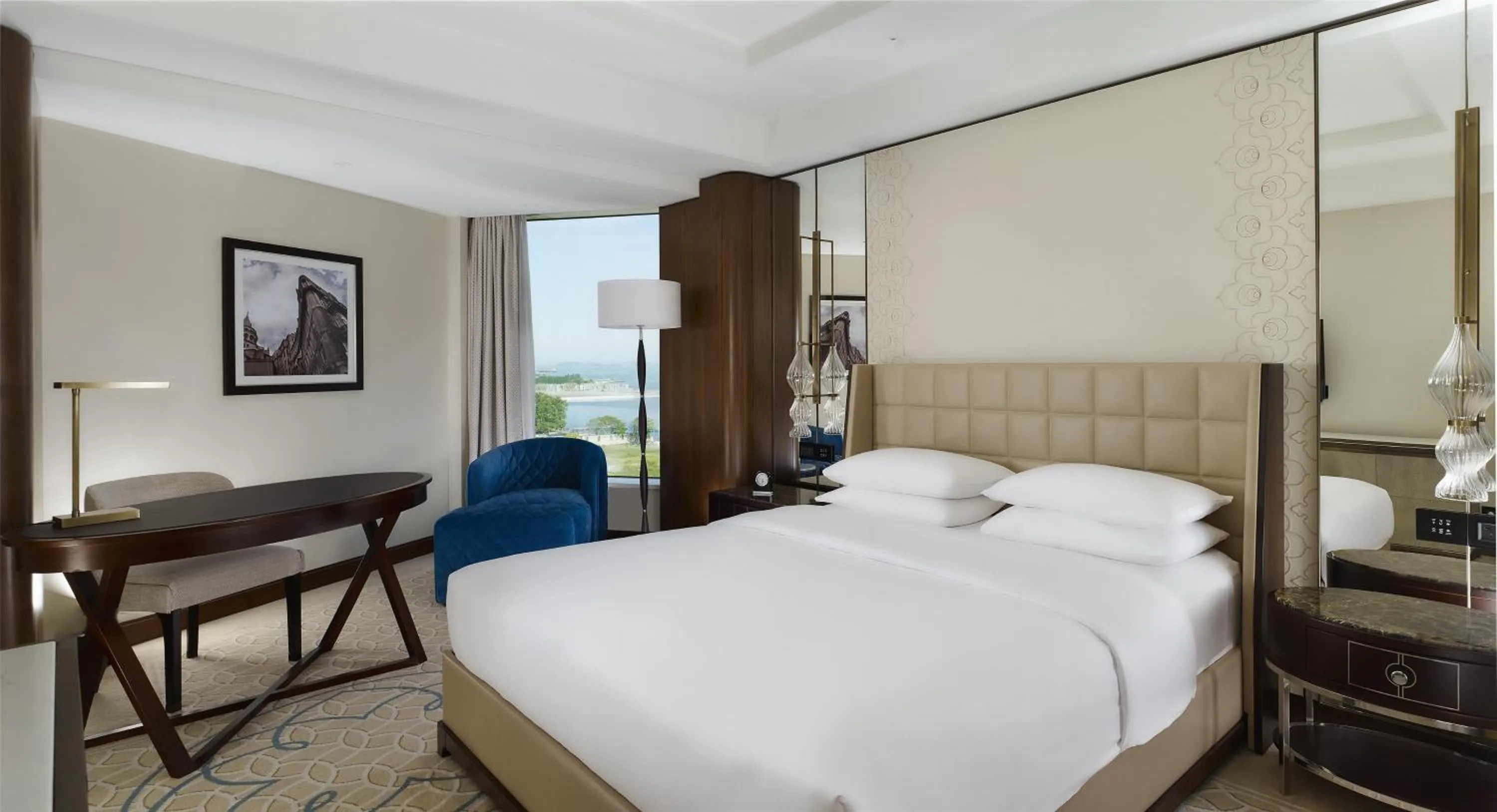 Bedroom, Bed in Hyatt Regency Istanbul Atakoy