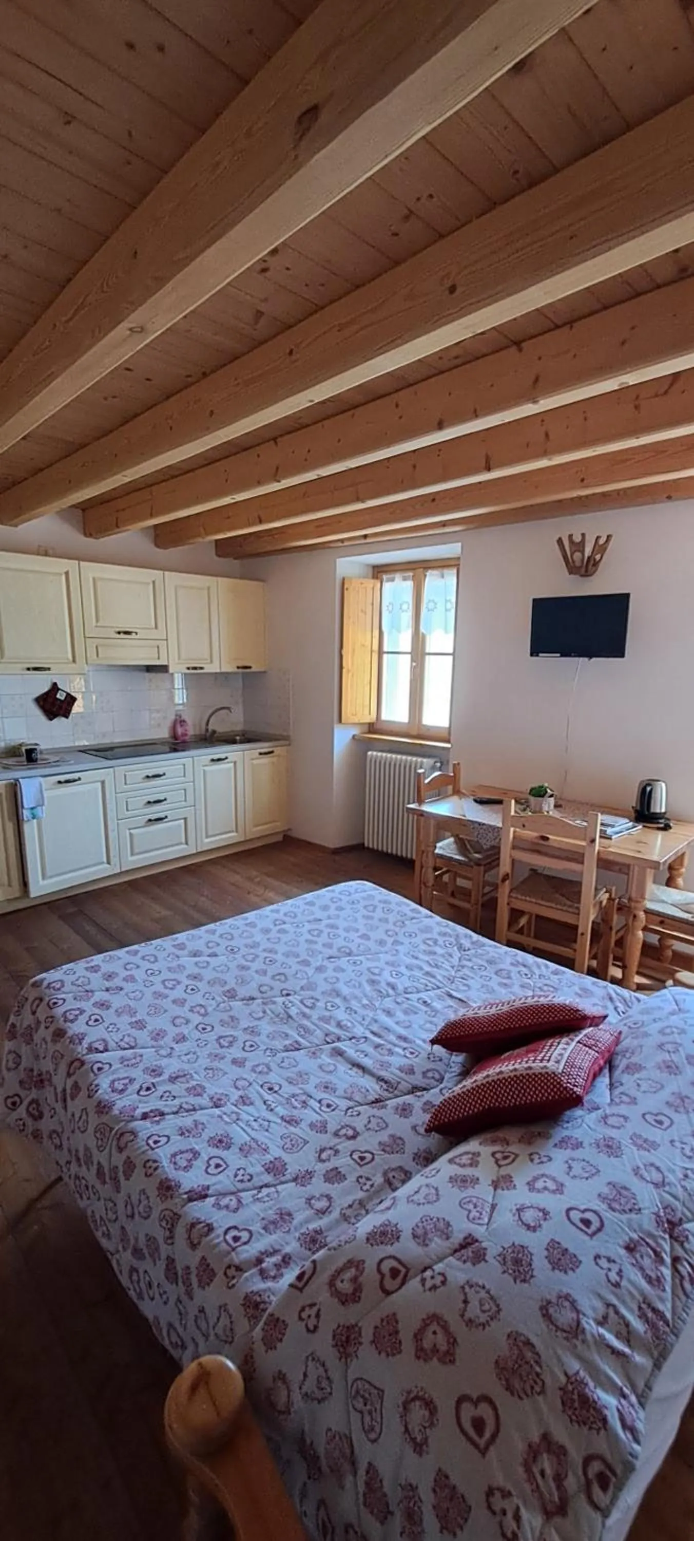 Kitchen or kitchenette in ALBERGO DIFFUSO ORNICA NEL CUORE