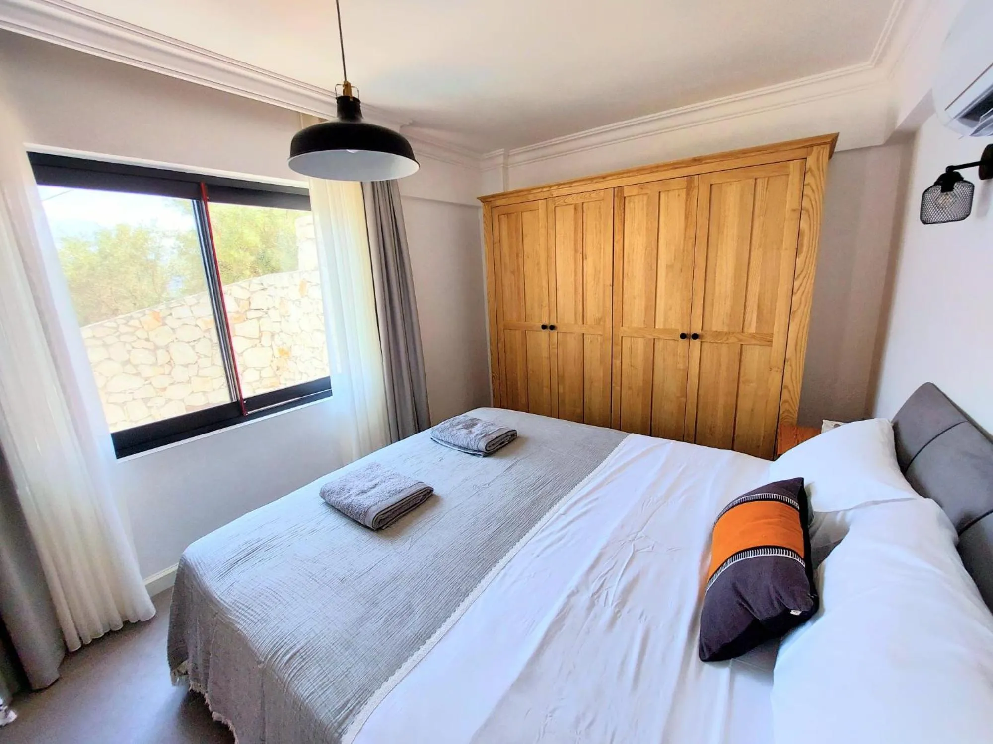 Bed in Ece Hotel Sovalye Island