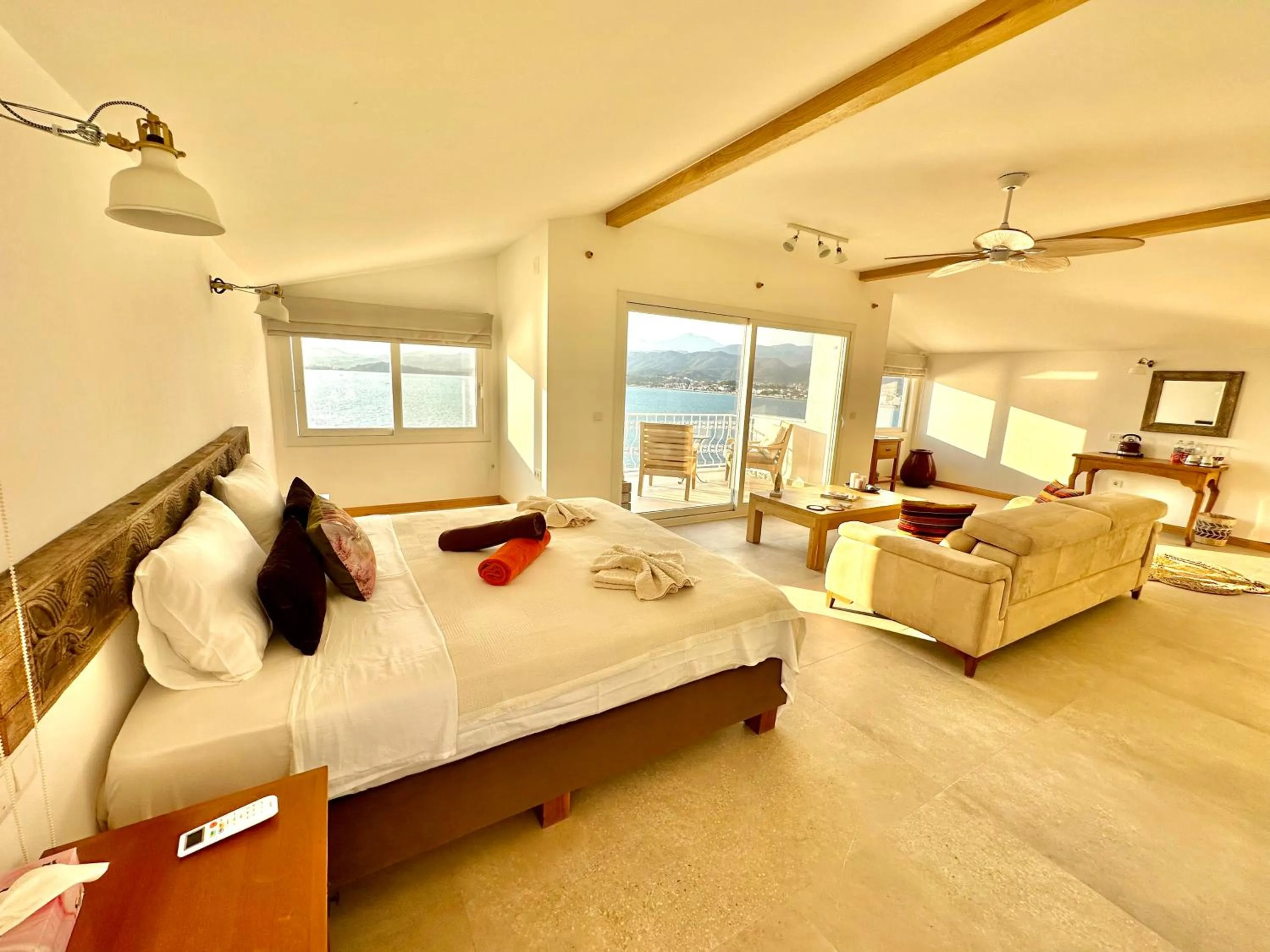 Photo of the whole room, Bed in Ece Hotel Sovalye Island