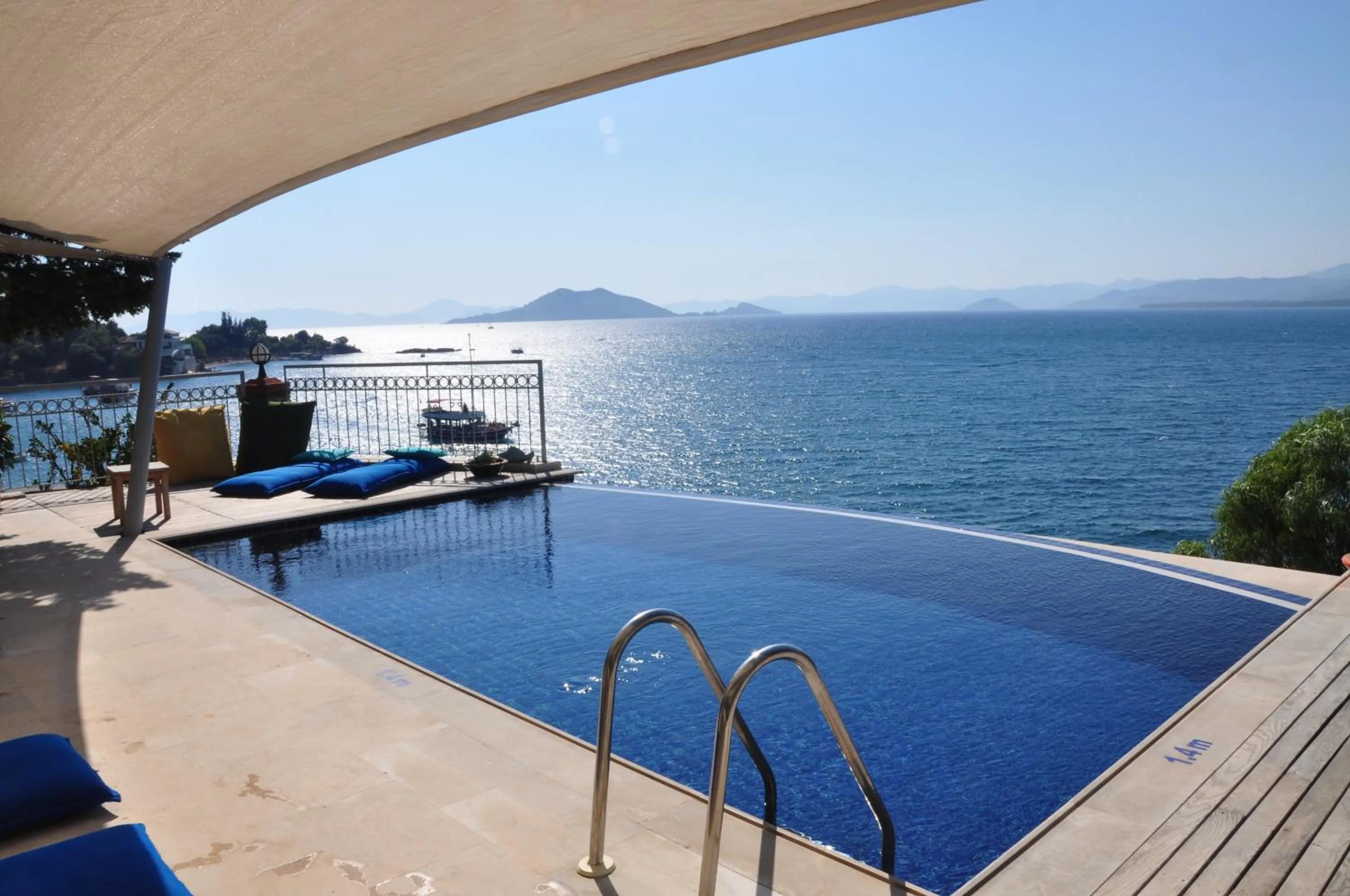 On site in Ece Hotel Sovalye Island