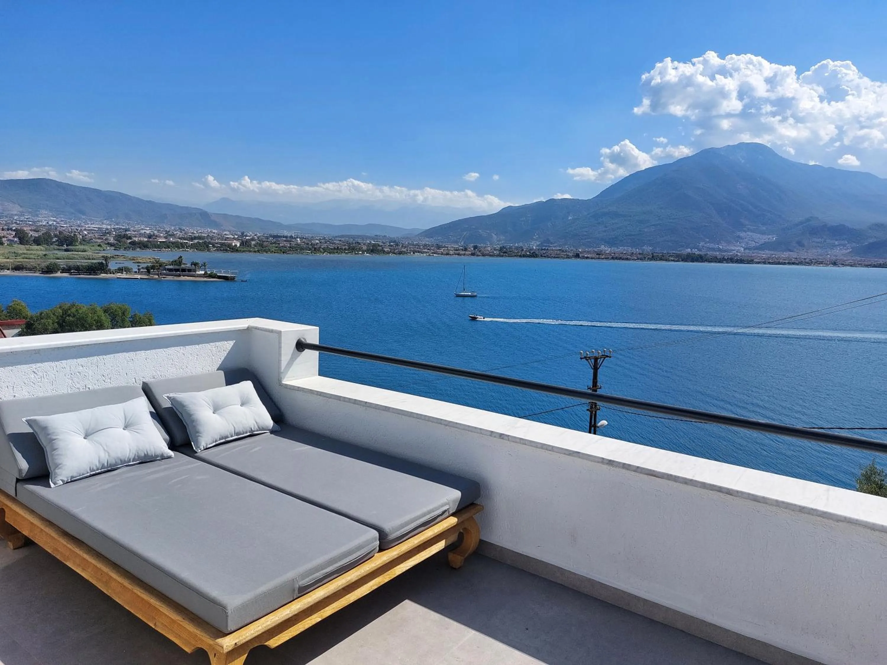 Balcony/Terrace in Ece Hotel Sovalye Island