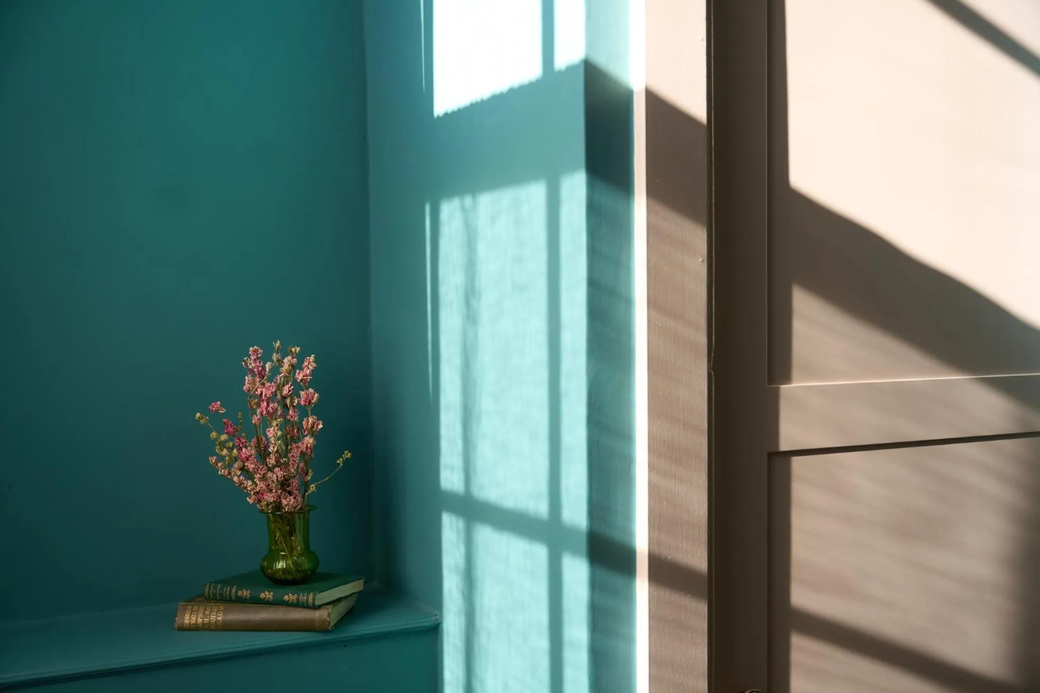 Decorative detail in The White Horse - A Heartwood Inn