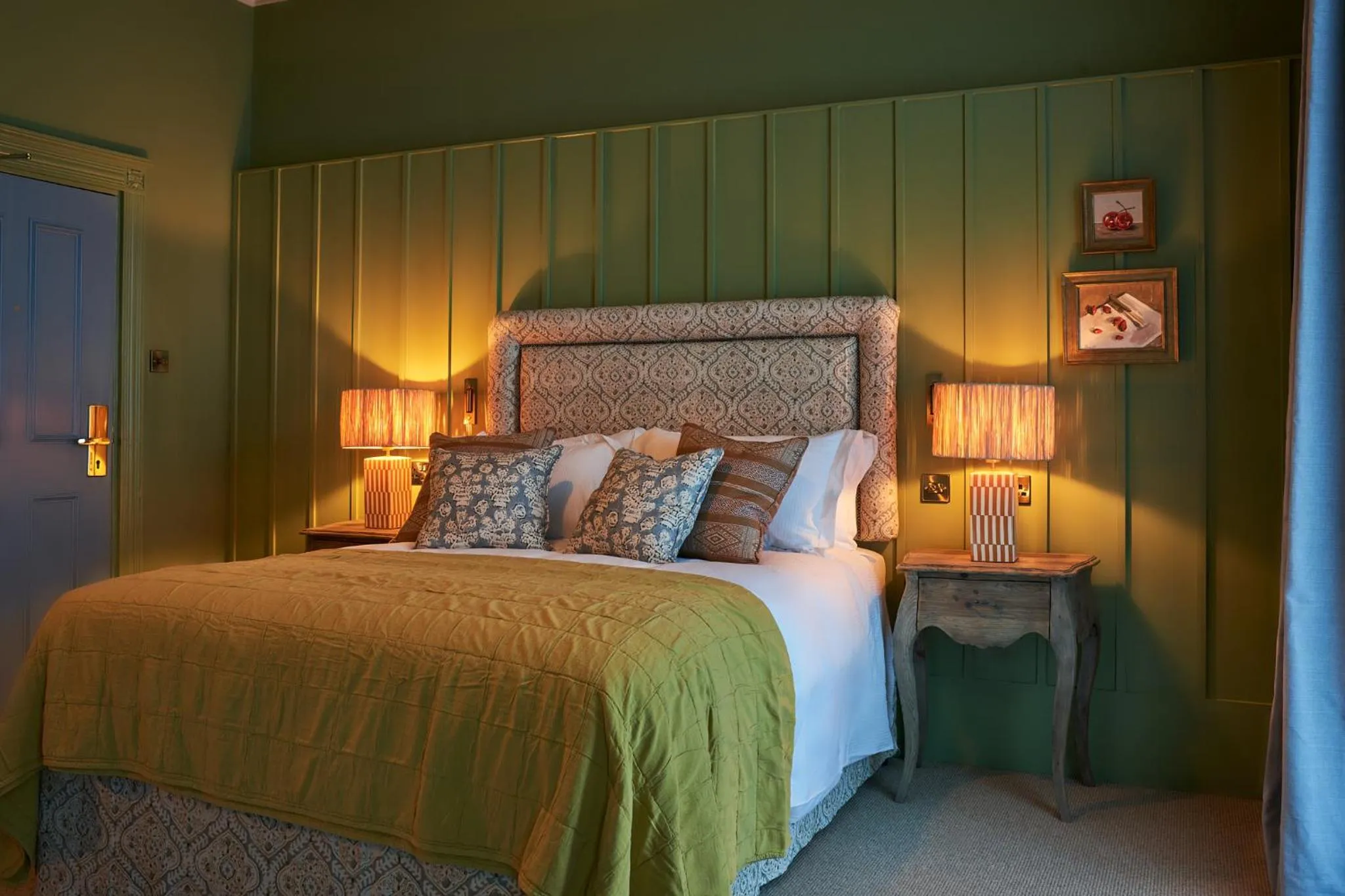 Bedroom, Bed in The White Horse - A Heartwood Inn