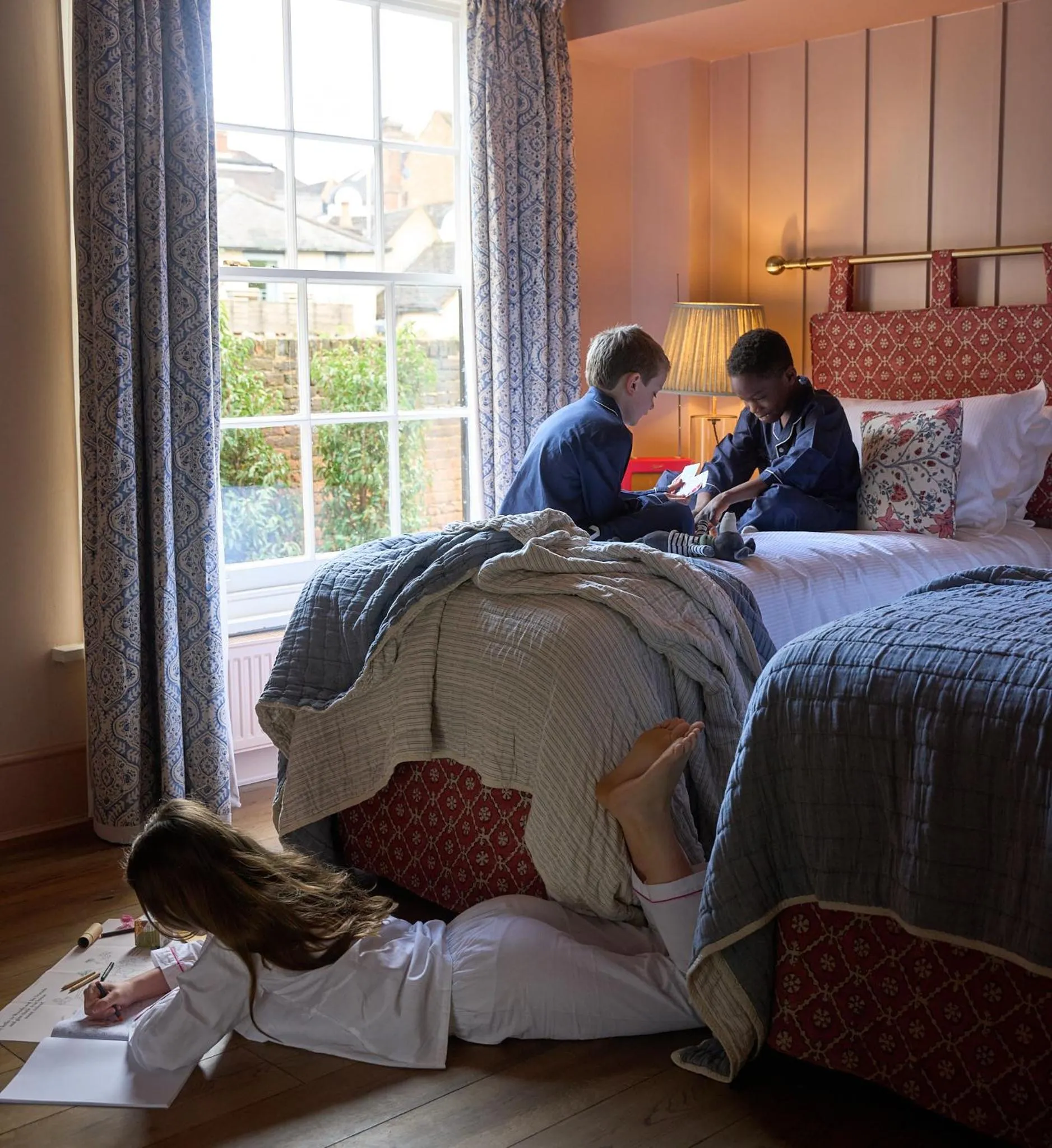 People, Bed in The White Horse - A Heartwood Inn