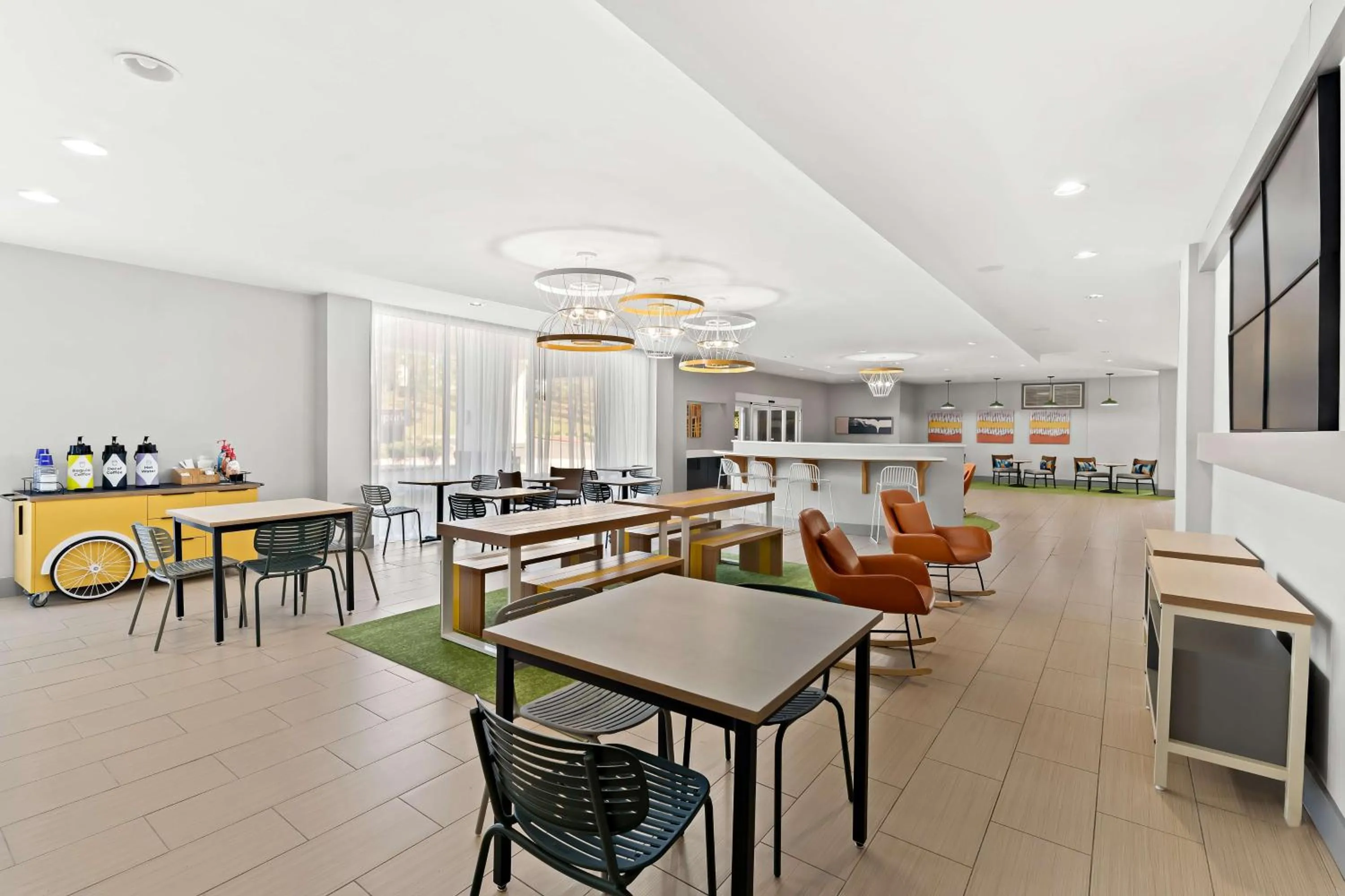 Breakfast in Spark by Hilton Little Rock West