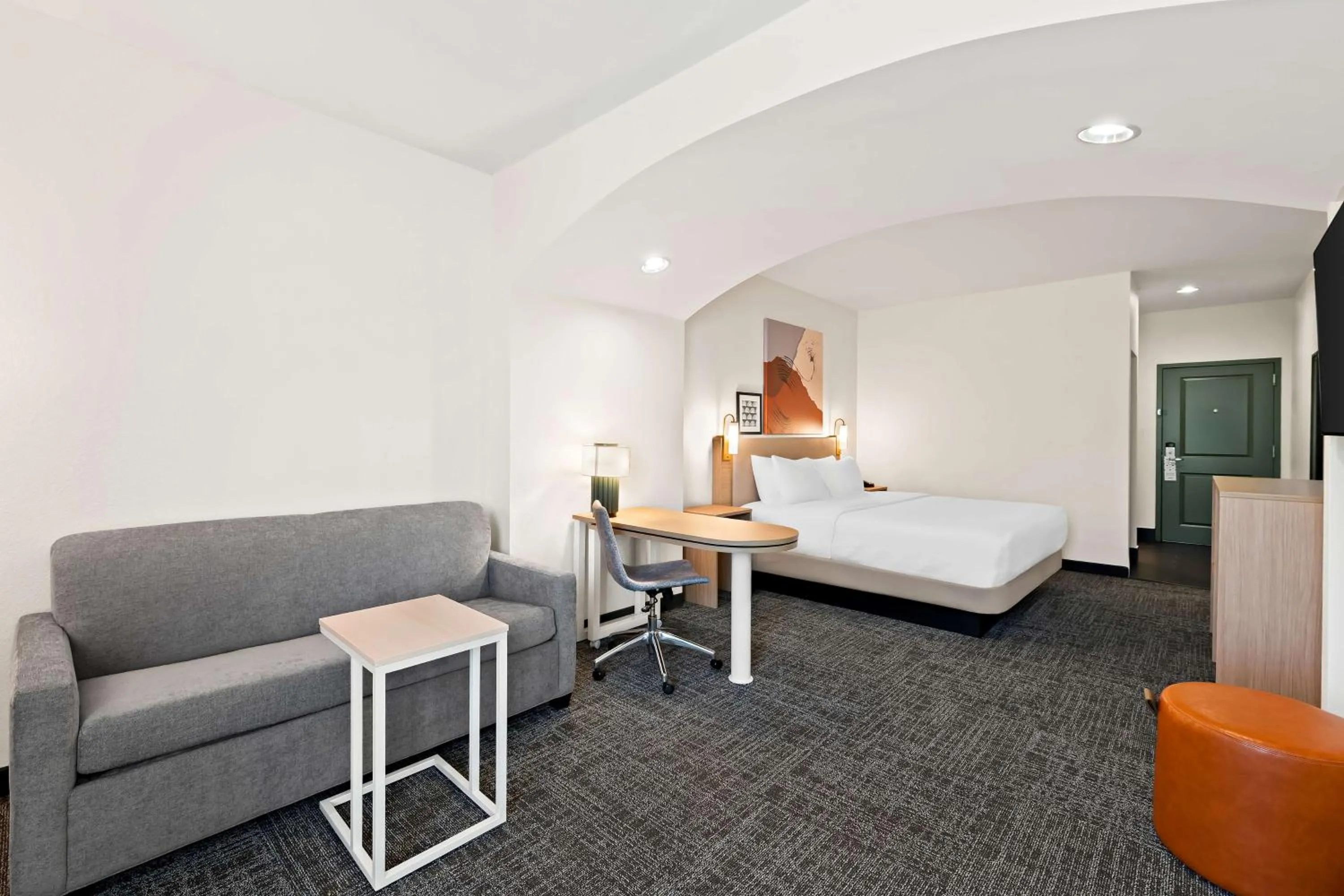 Living room, Bed in Spark by Hilton Little Rock West