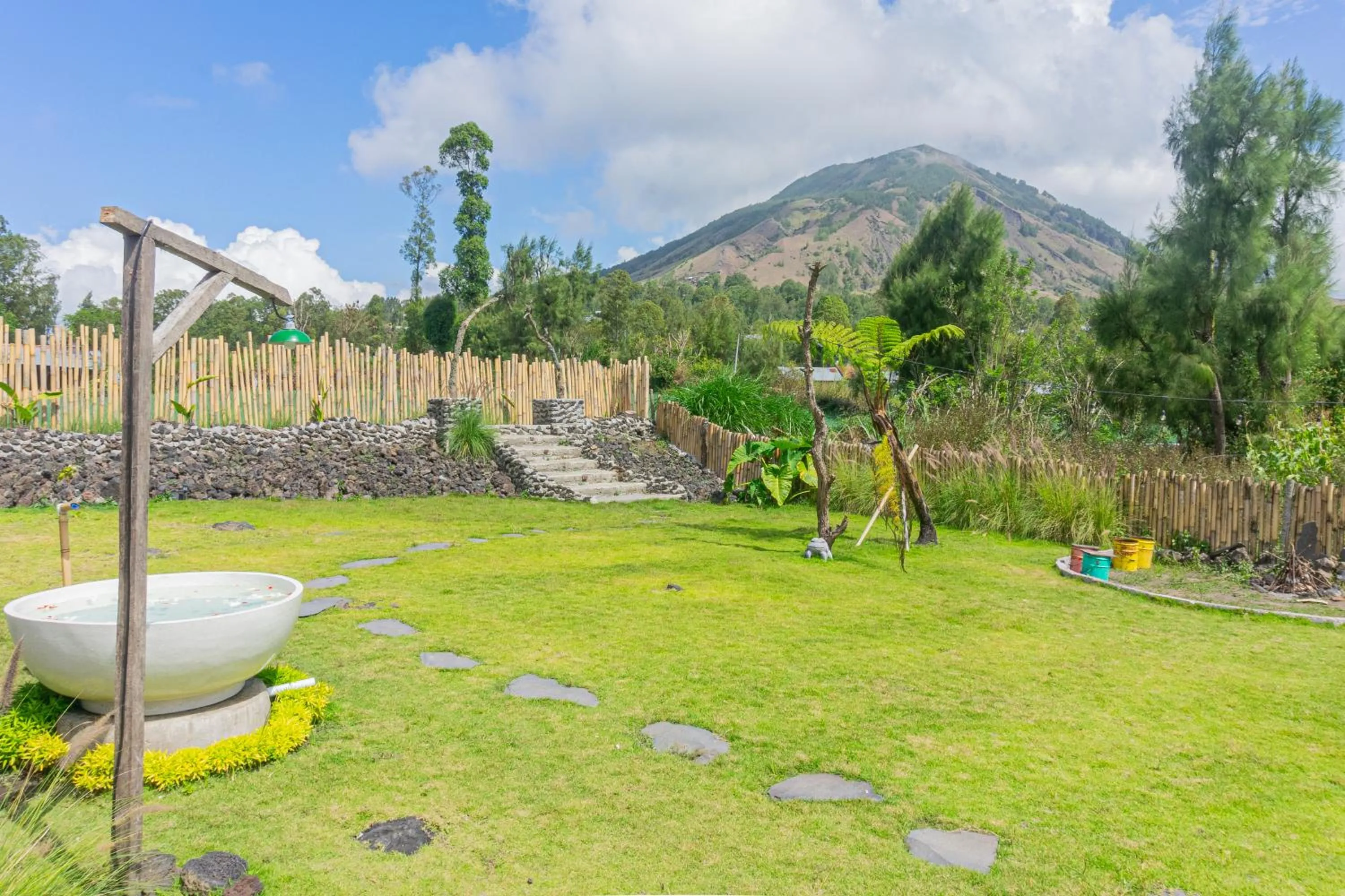 Garden in Polestay Glamping Kintamani