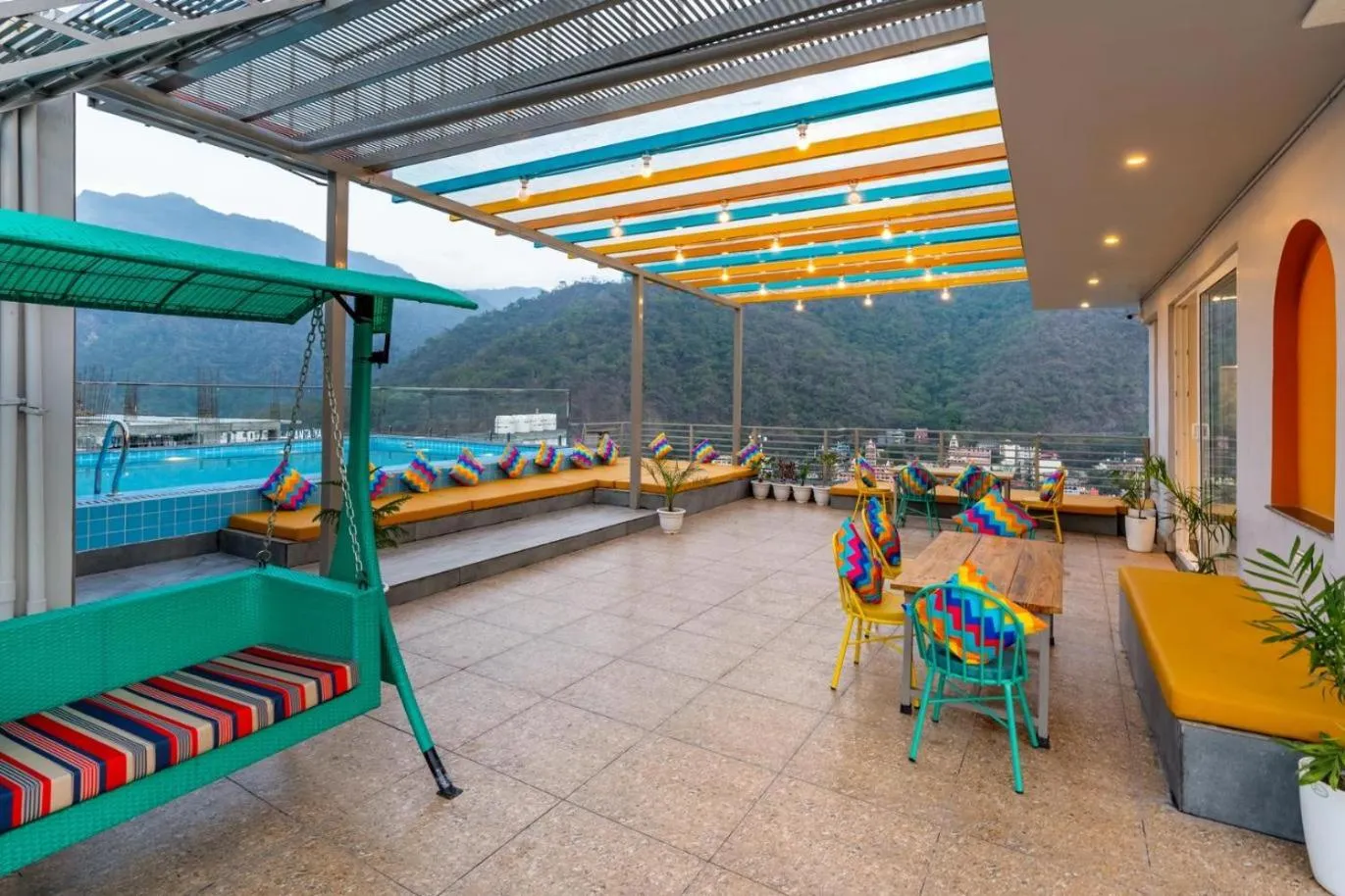 goSTOPS PLUS Rishikesh Tapovan