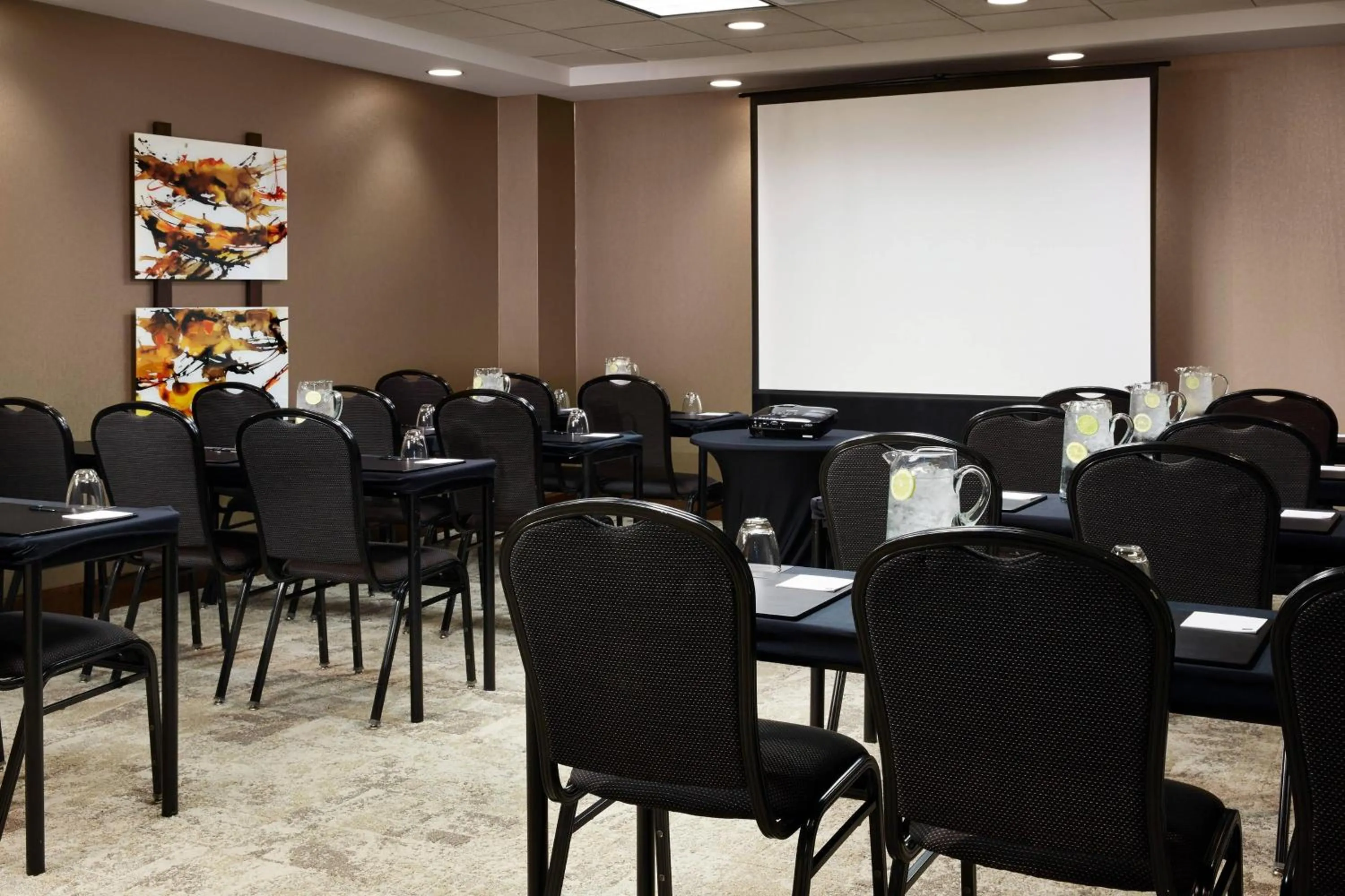 Meeting/conference room in AC Hotel Chicago Downtown