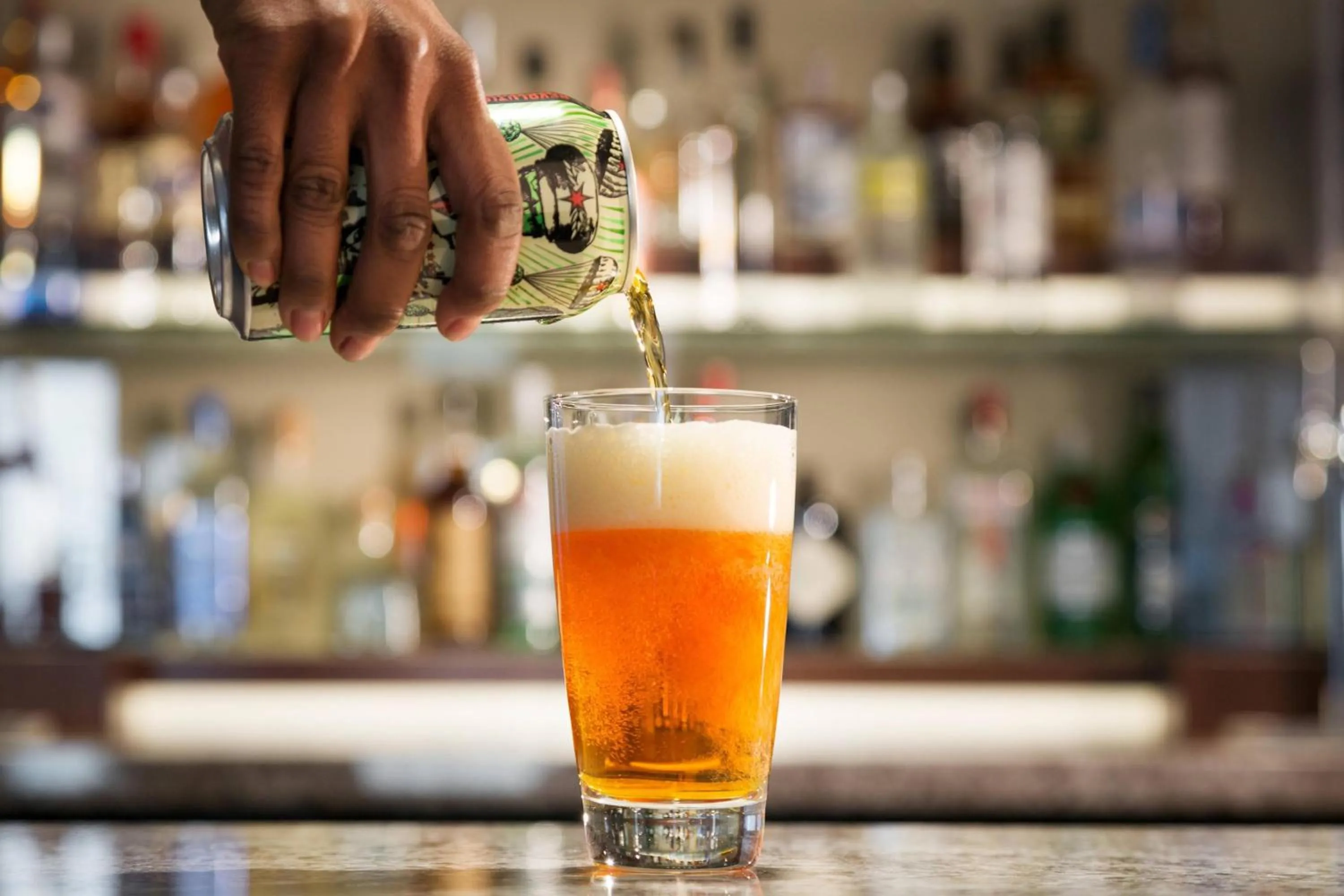 Lounge or bar in AC Hotel Chicago Downtown