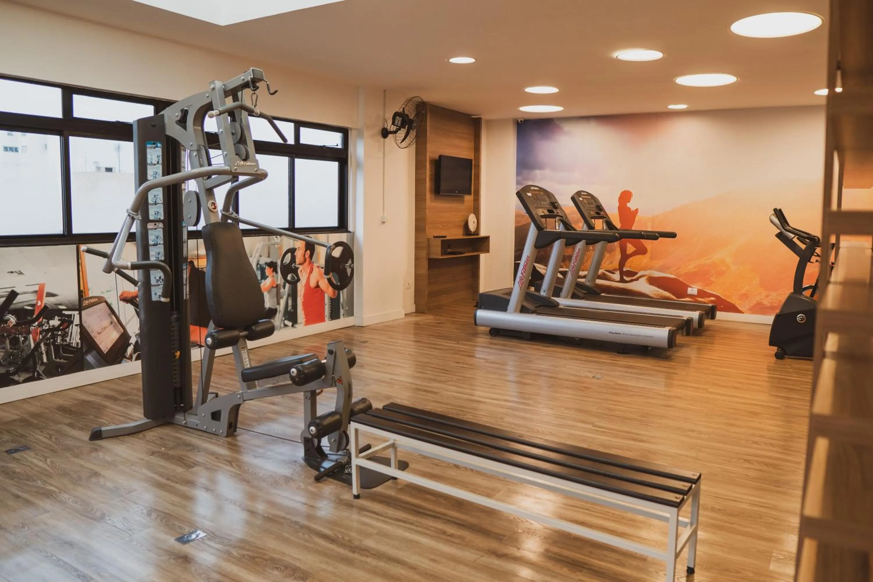 Fitness centre/facilities in Intercity Curitiba 7 de Setembro