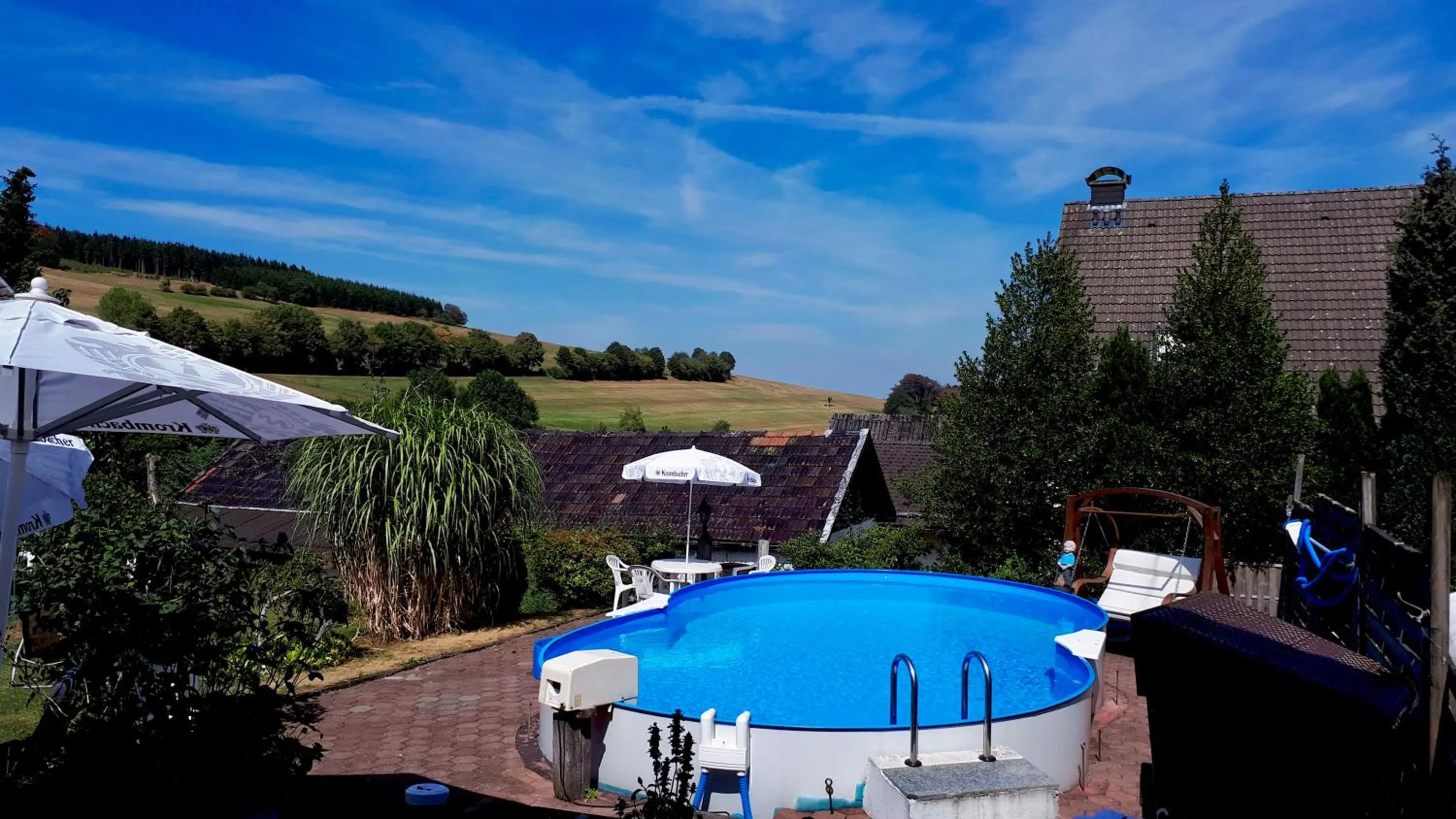 Pool view in Übernachten im Café Restaurant Vedder