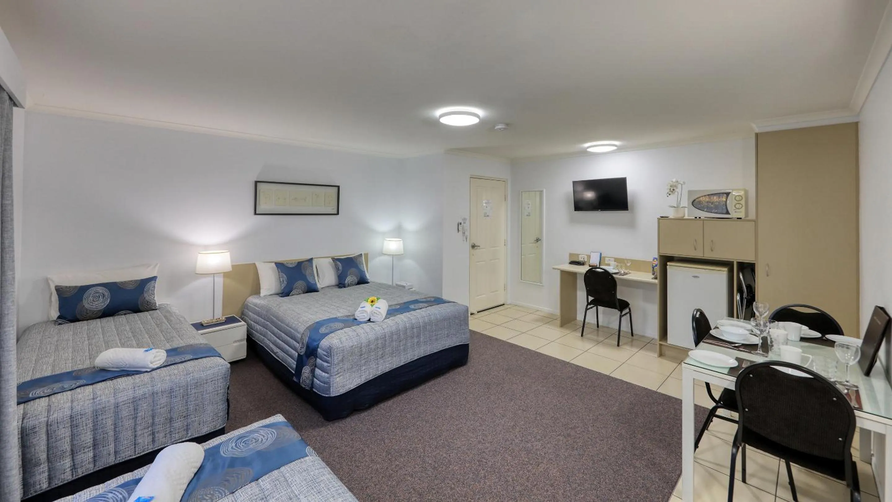 Bed in Chinchilla White Gums Motor Inn