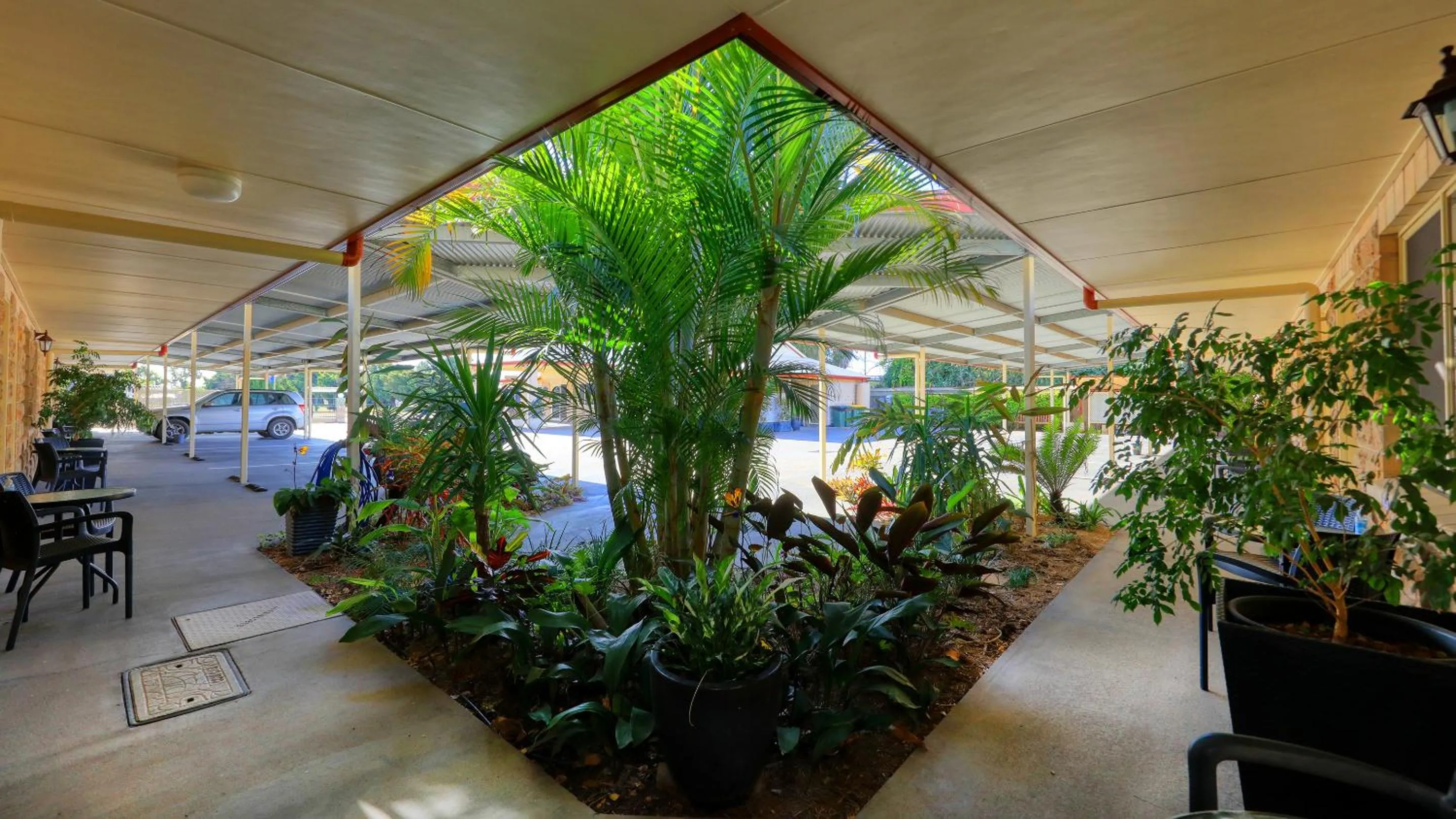 Property building in Chinchilla White Gums Motor Inn