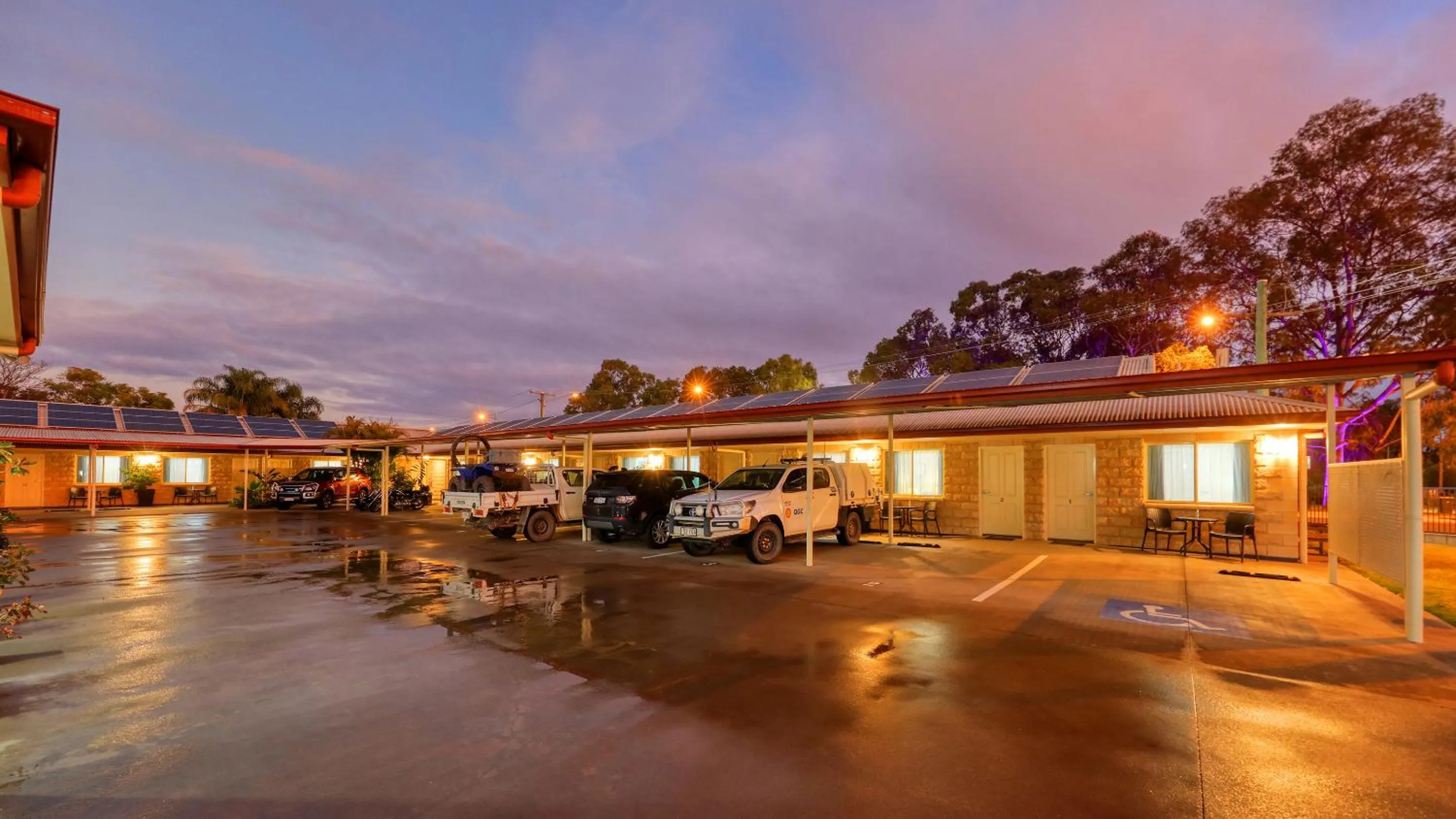 Property building in Chinchilla White Gums Motor Inn