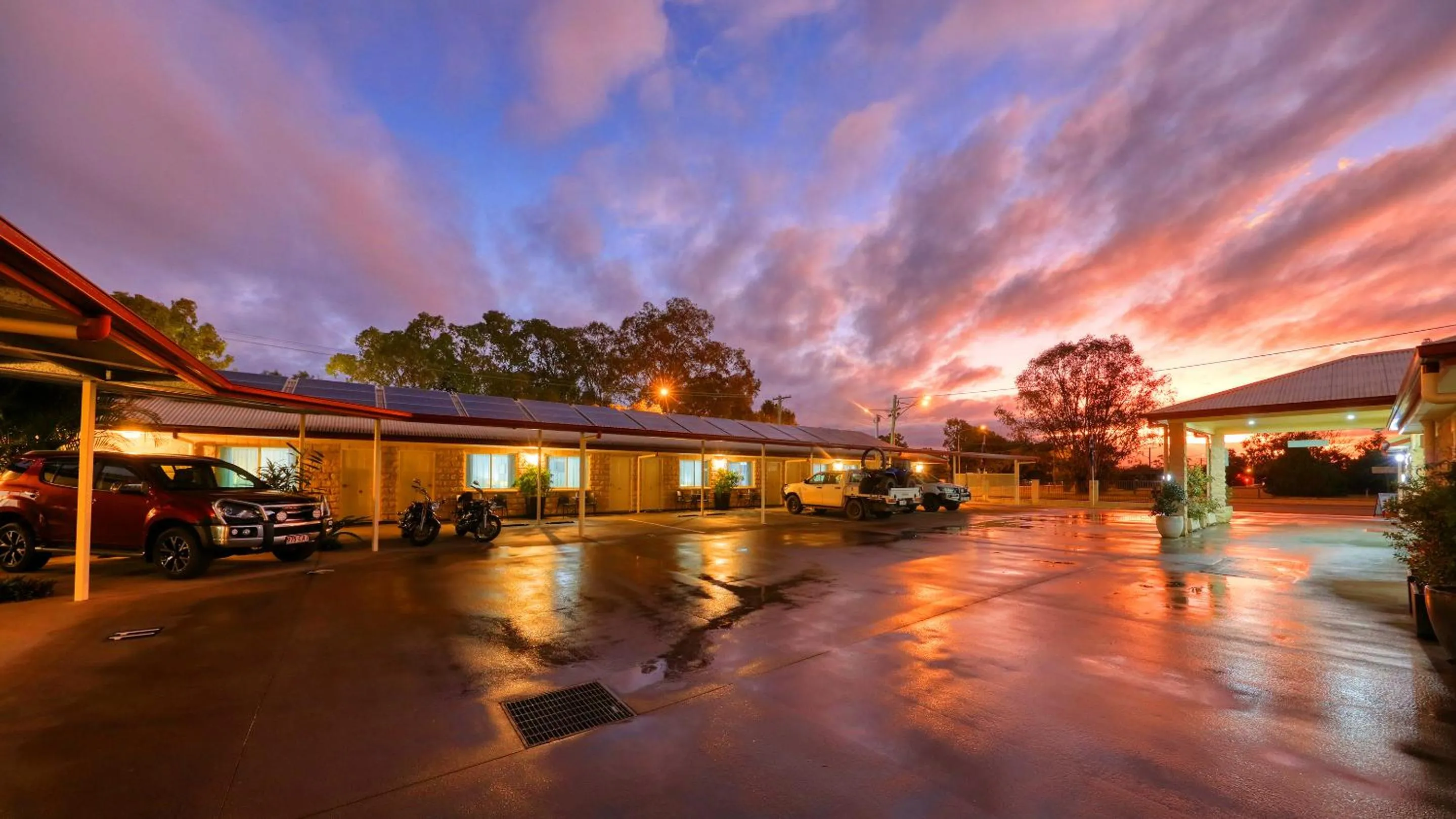 Property building in Chinchilla White Gums Motor Inn