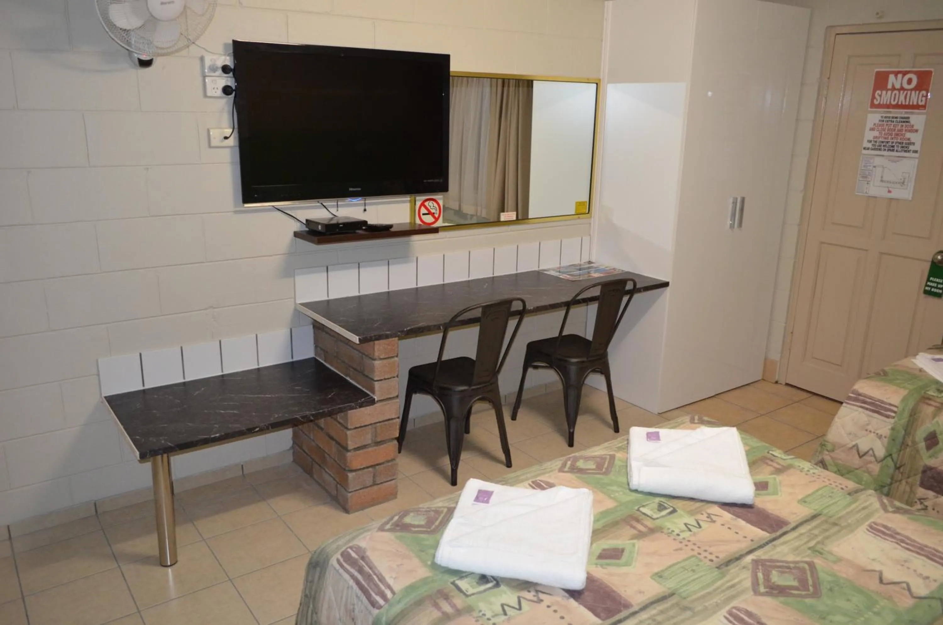 Decorative detail in Welcome Home Motel Rockhampton