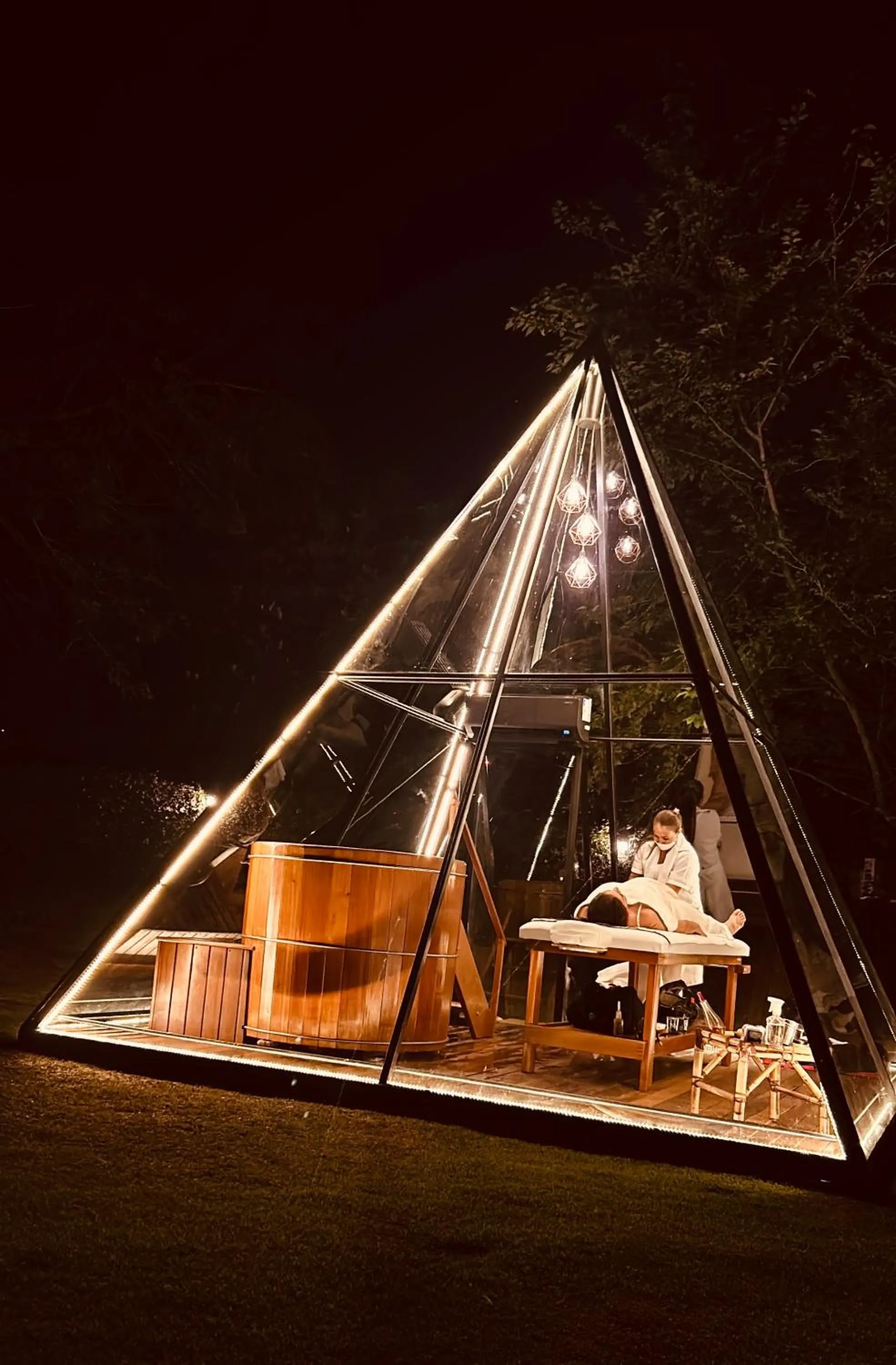 Massage in Unalome Pousada