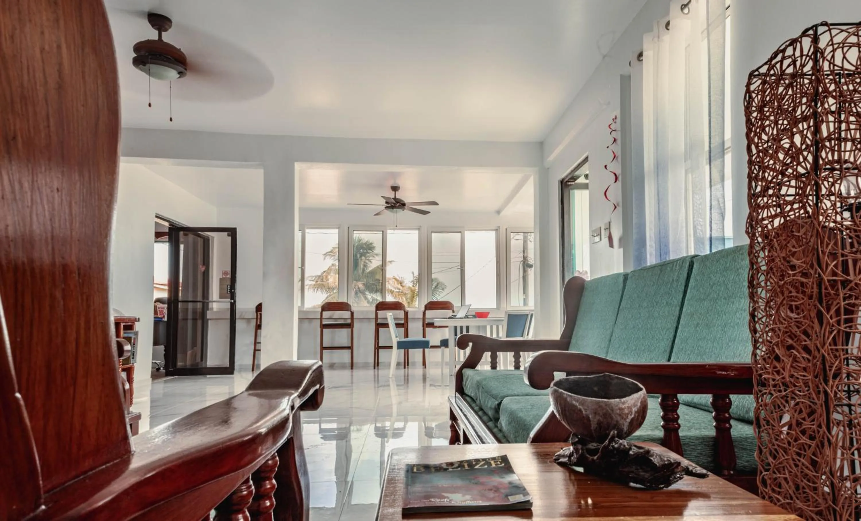 Seating area in Bonefish Hotel