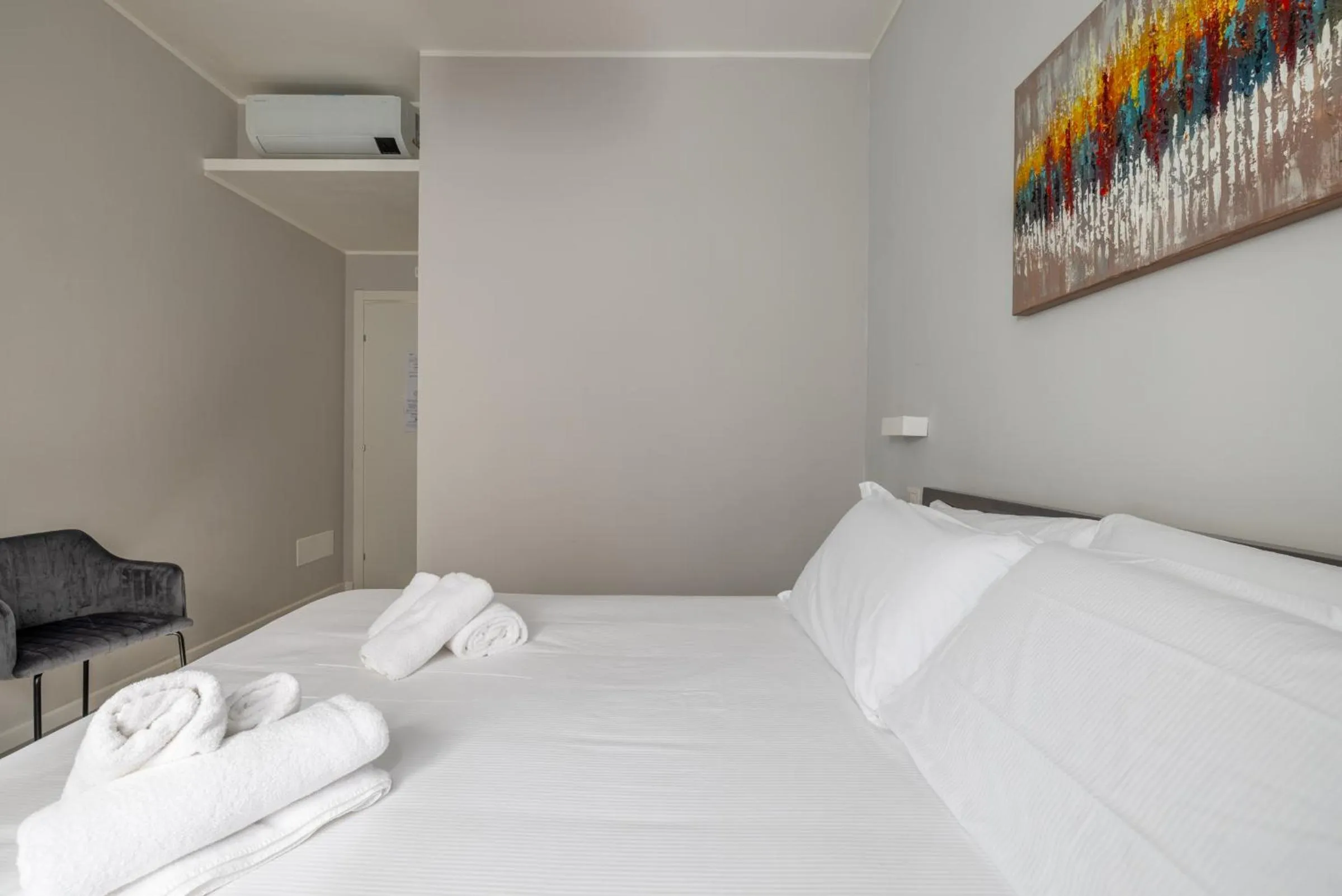 Bed in Belli Suites Vatican Rome Guest House