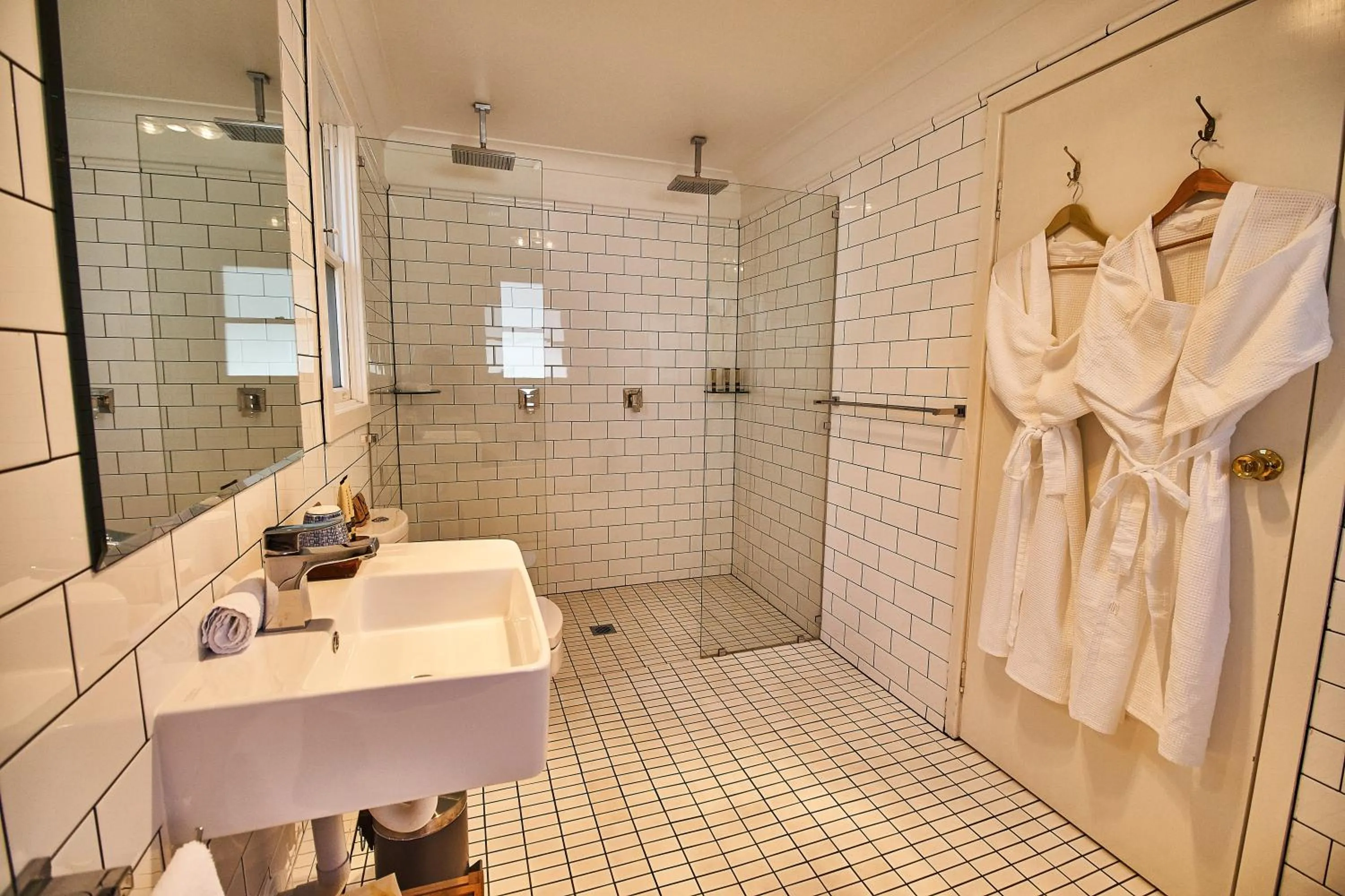 Shower in The Bronte Boutique Hotel