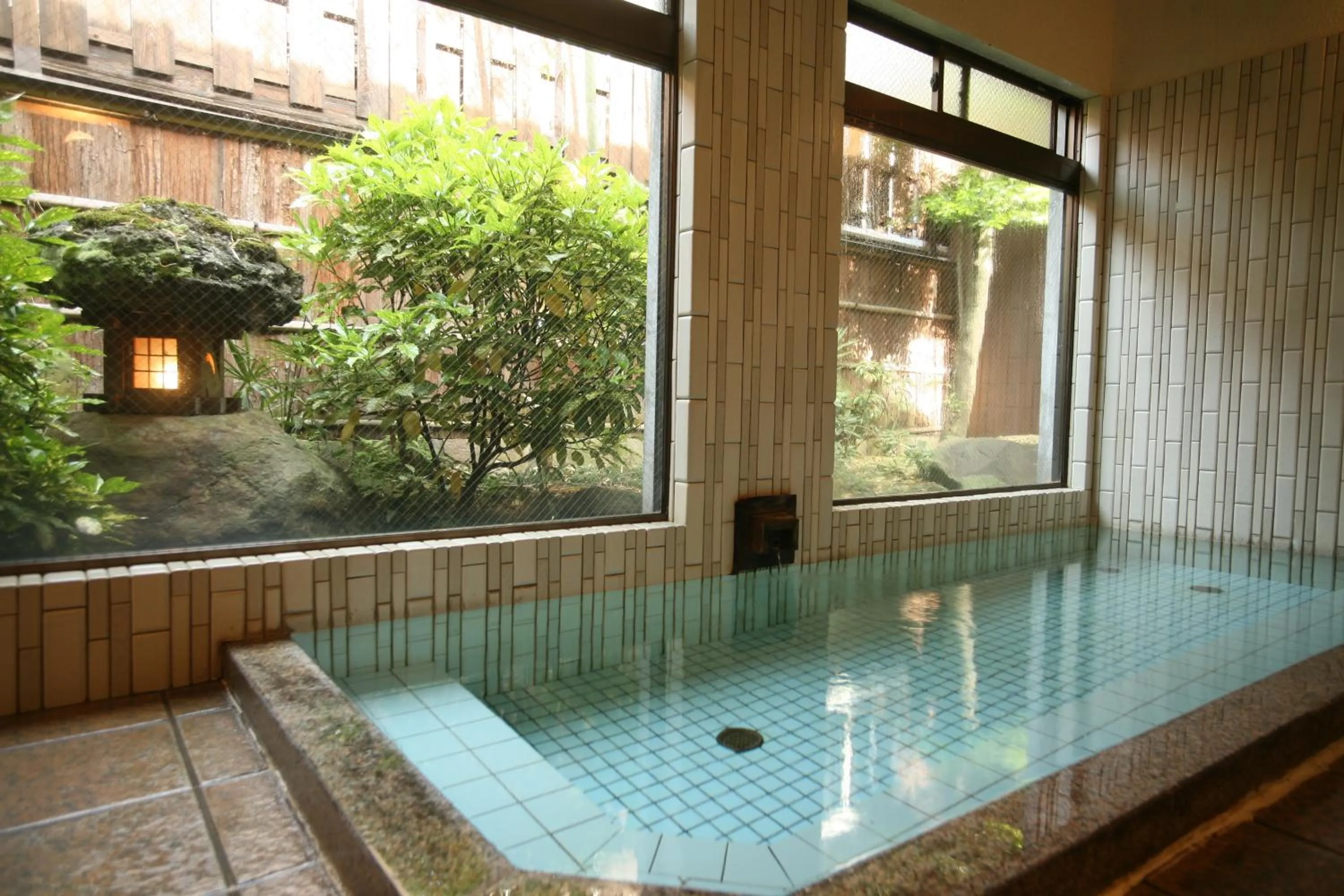 Hot Spring Bath in Kinosaki Onsen Kawaguchiya Honkan