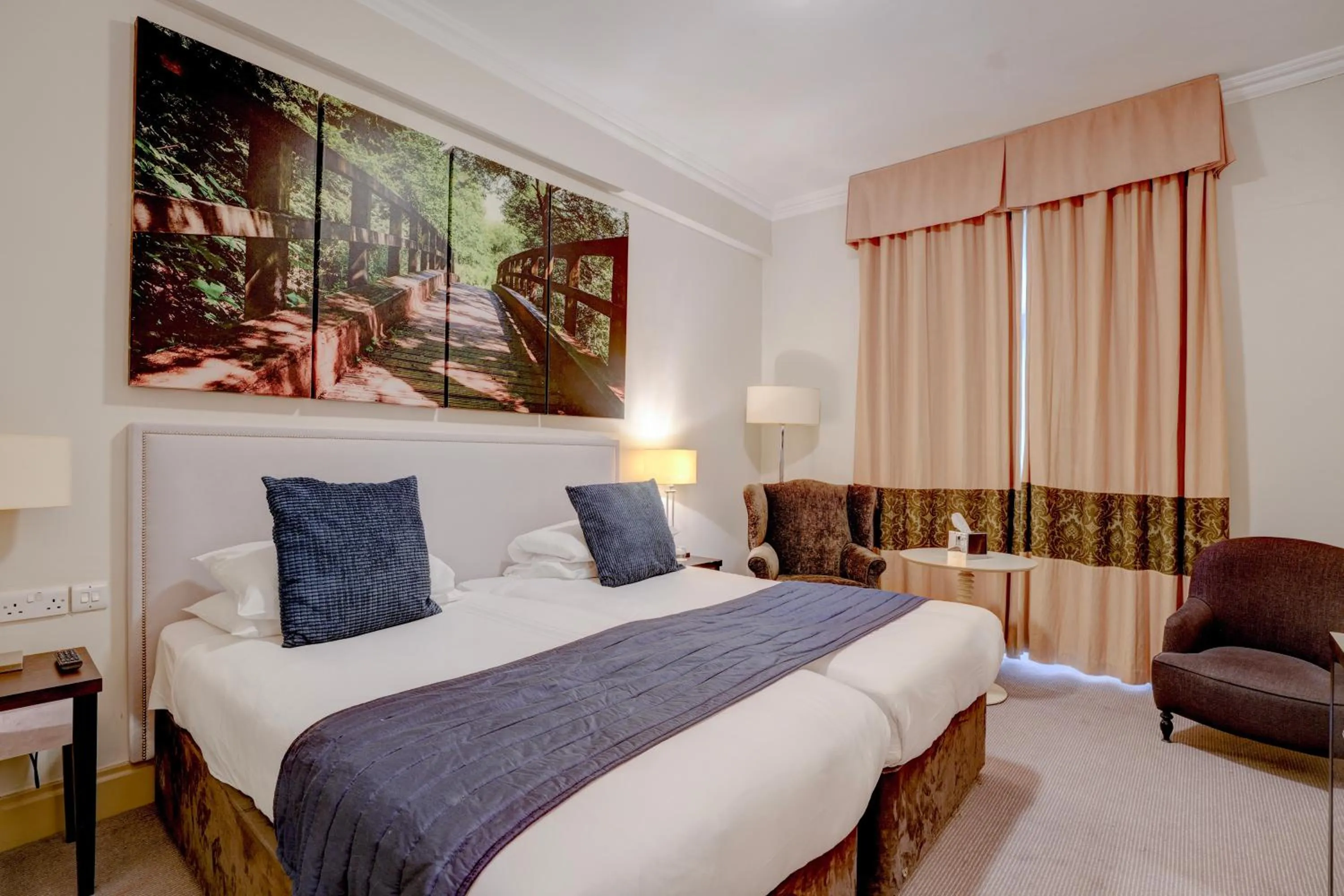 Bed in Sunday Box Hill Burford Bridge Hotel