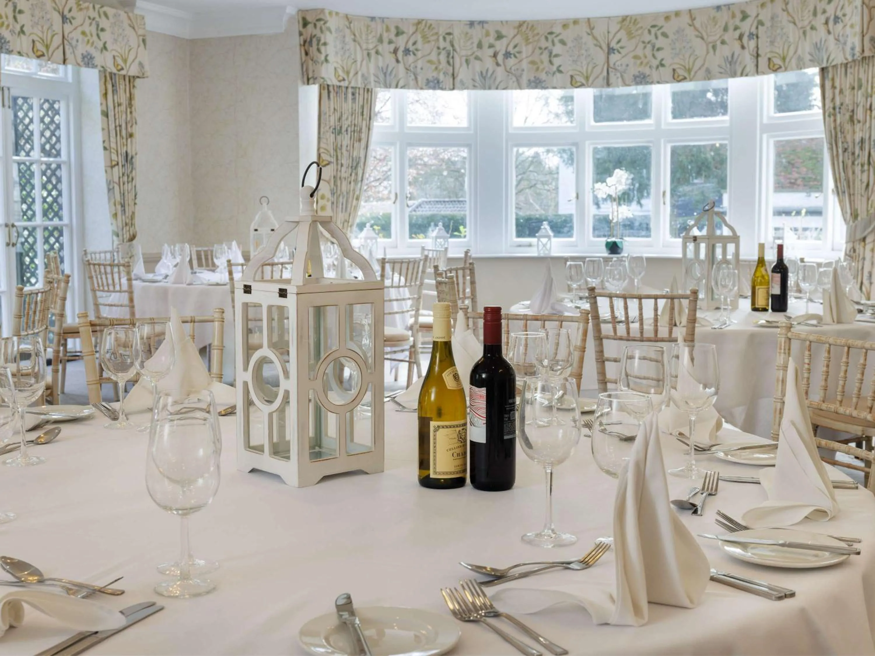 Meeting/conference room in Sunday Box Hill Burford Bridge Hotel