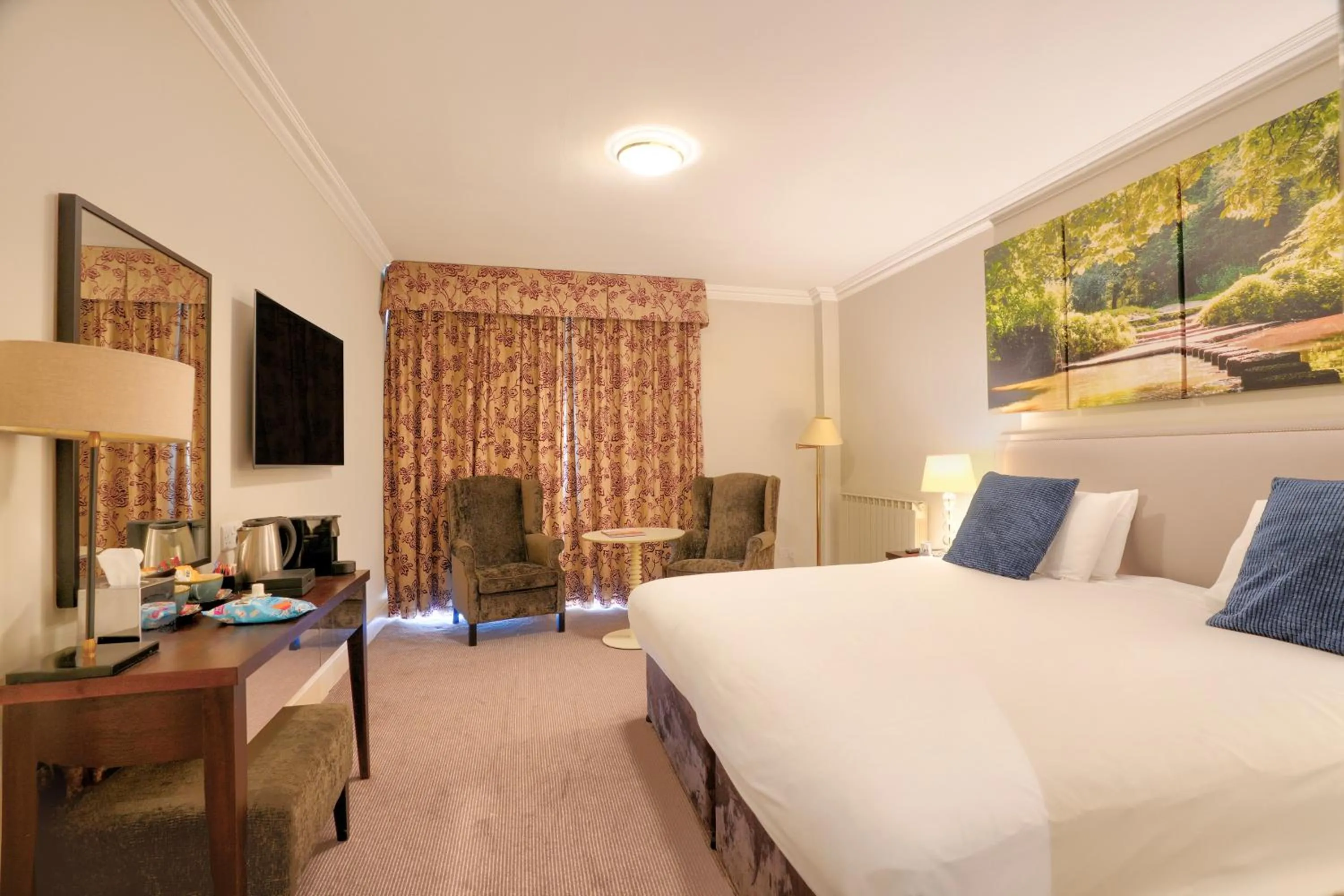 Bed in Sunday Box Hill Burford Bridge Hotel