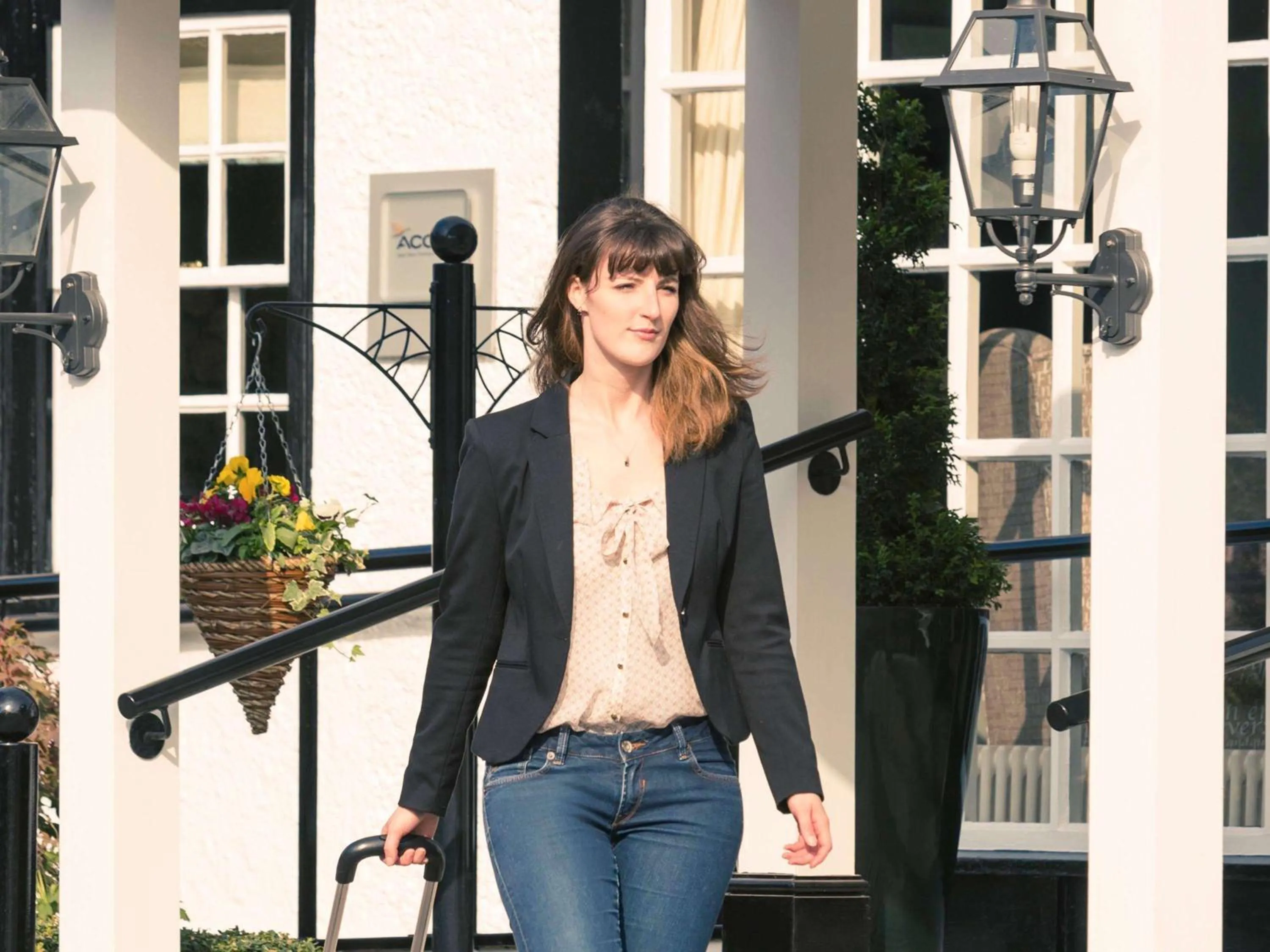 Property building in Sunday Box Hill Burford Bridge Hotel