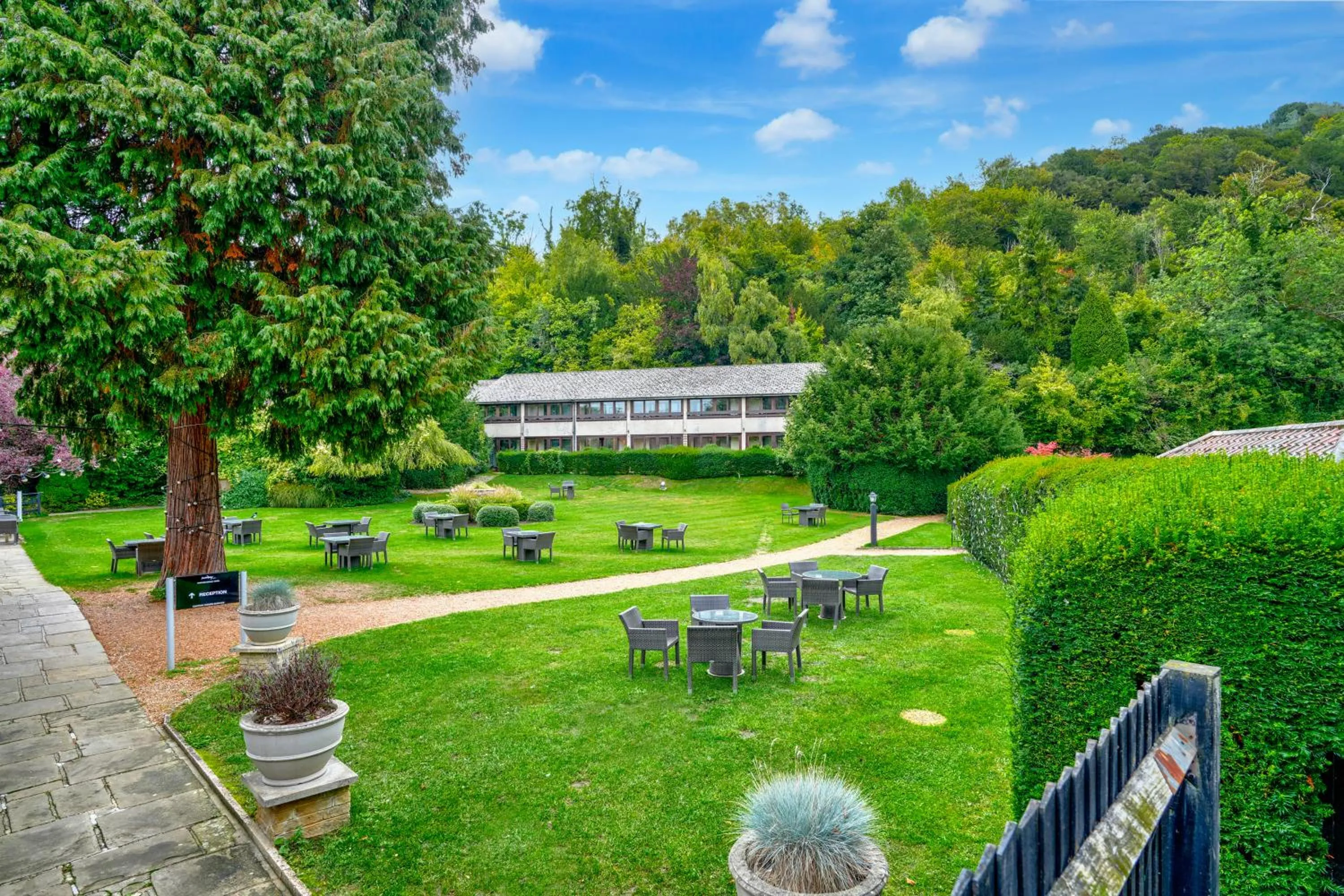 Sunday Box Hill Burford Bridge Hotel