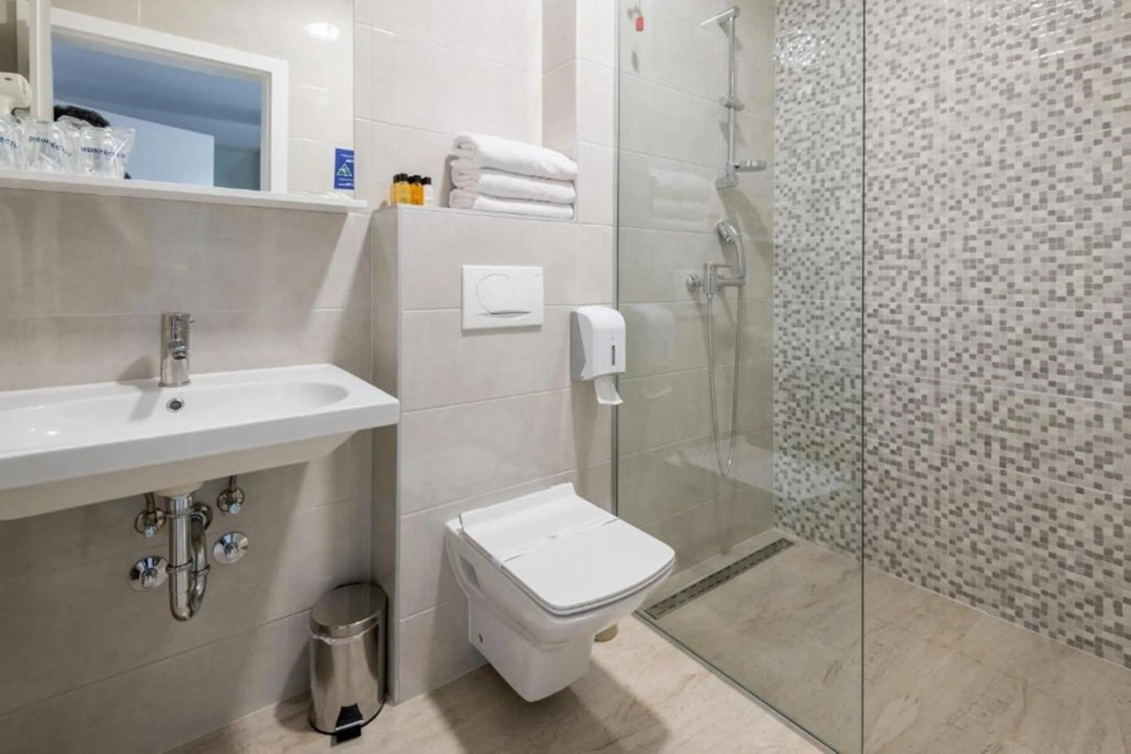 Toilet in Hotel Novum