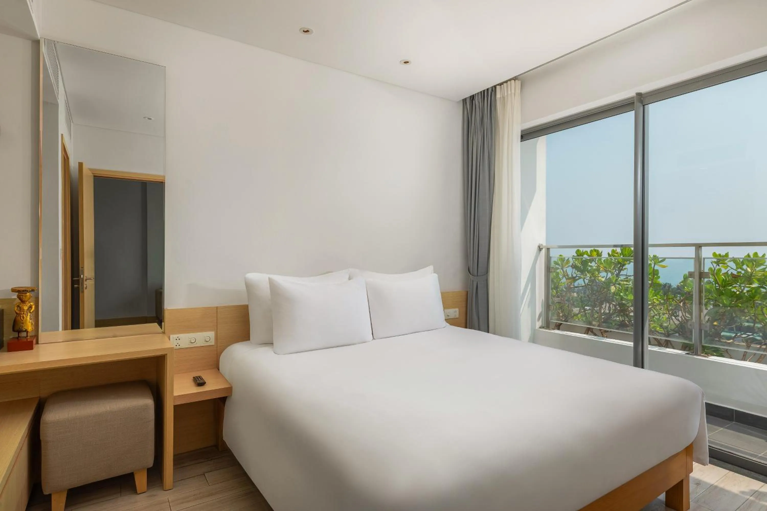 Bedroom, Bed in Naman Retreat