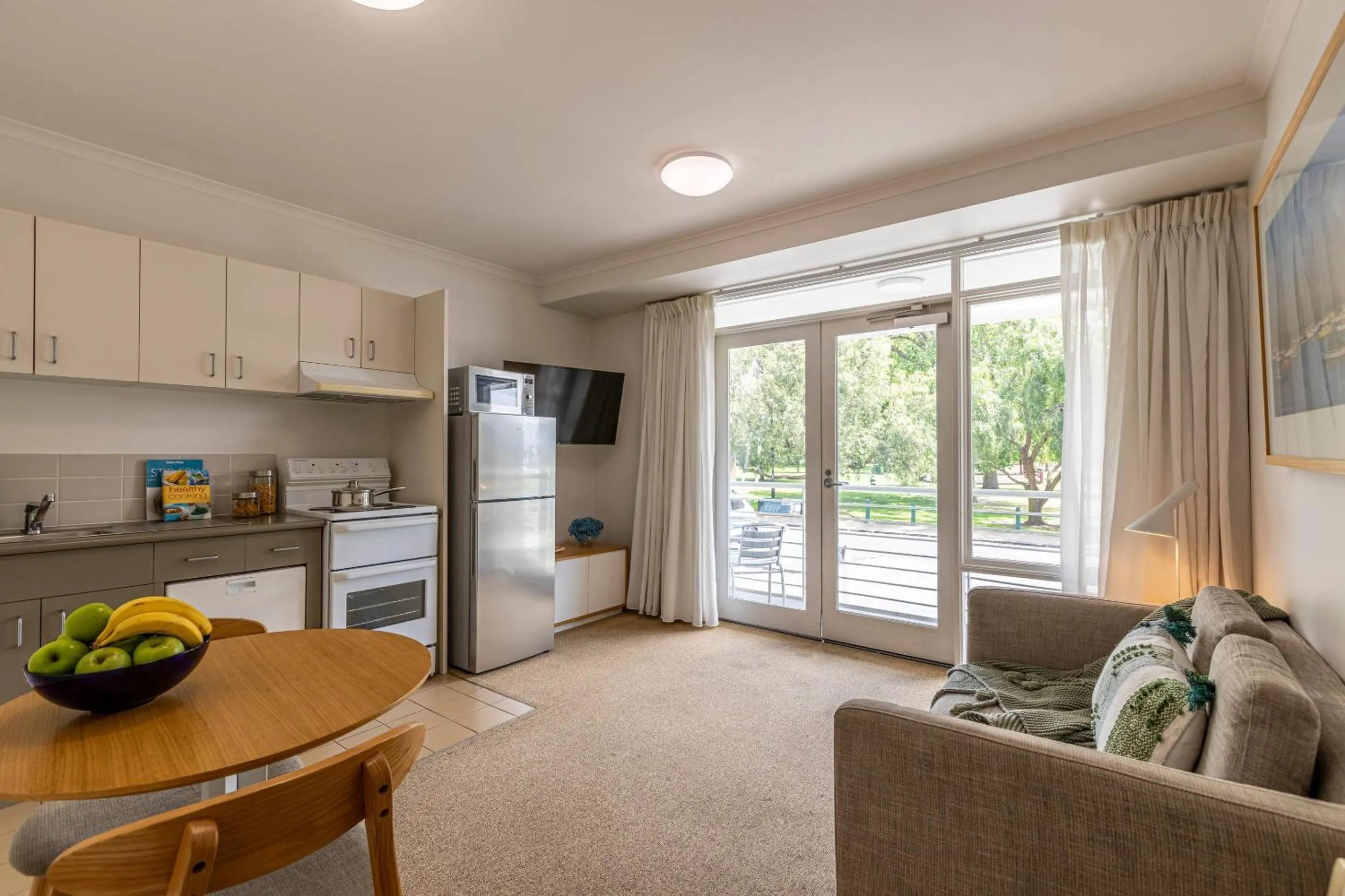 Bedroom in MainStay Suites Williamstown