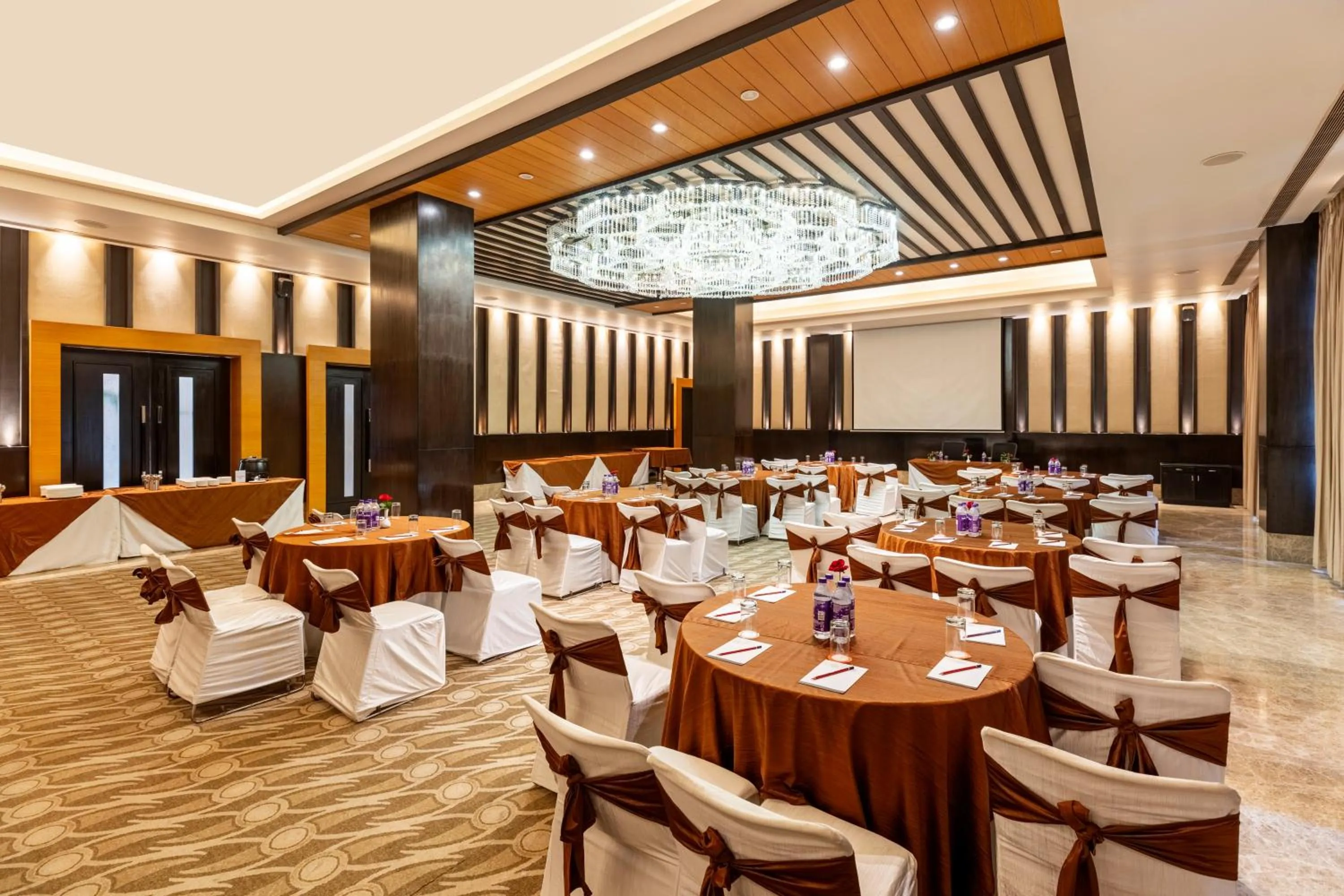 Banquet/Function facilities in Hotel Marigold Jaipur