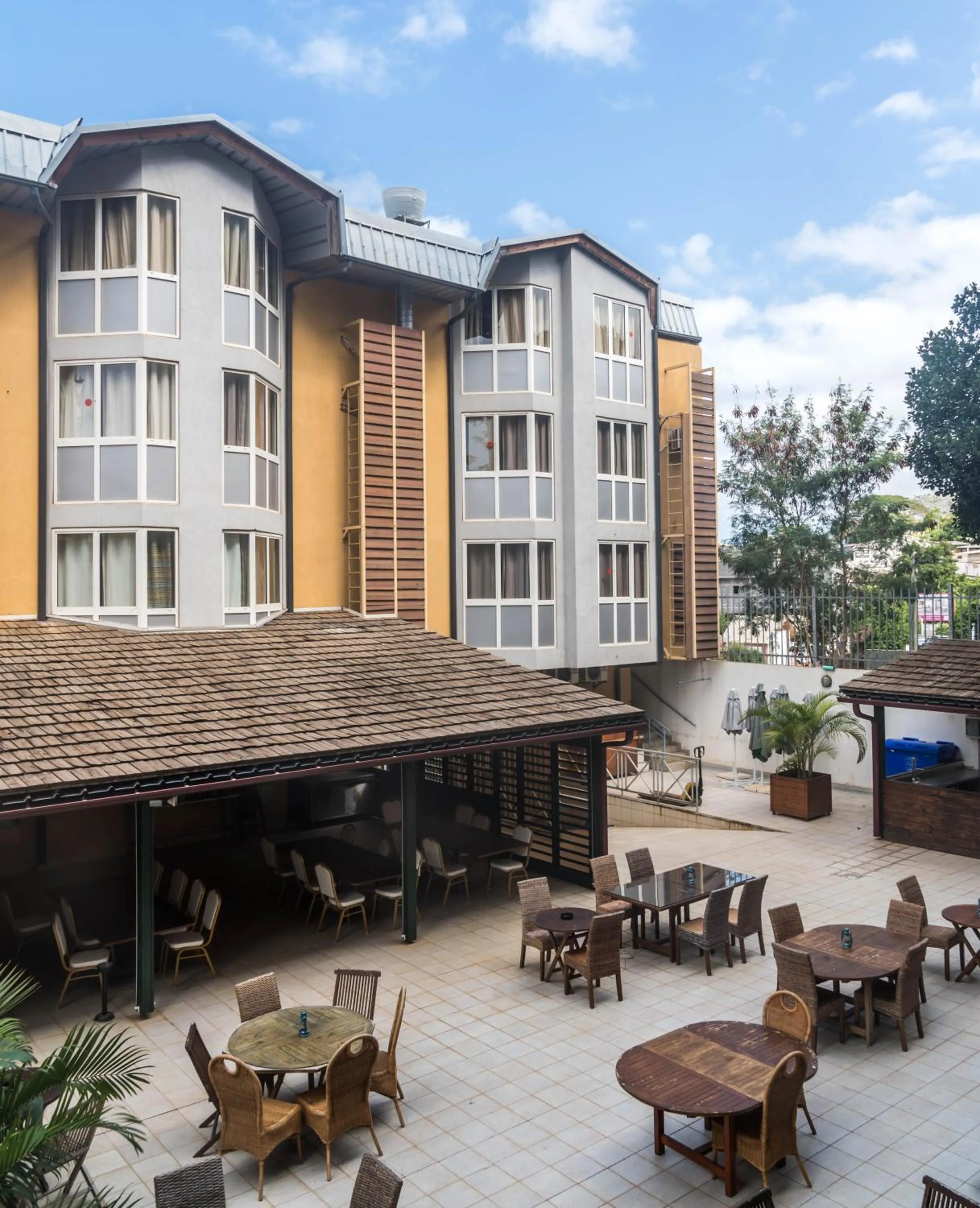 Inner courtyard view in Hotel Maharajah