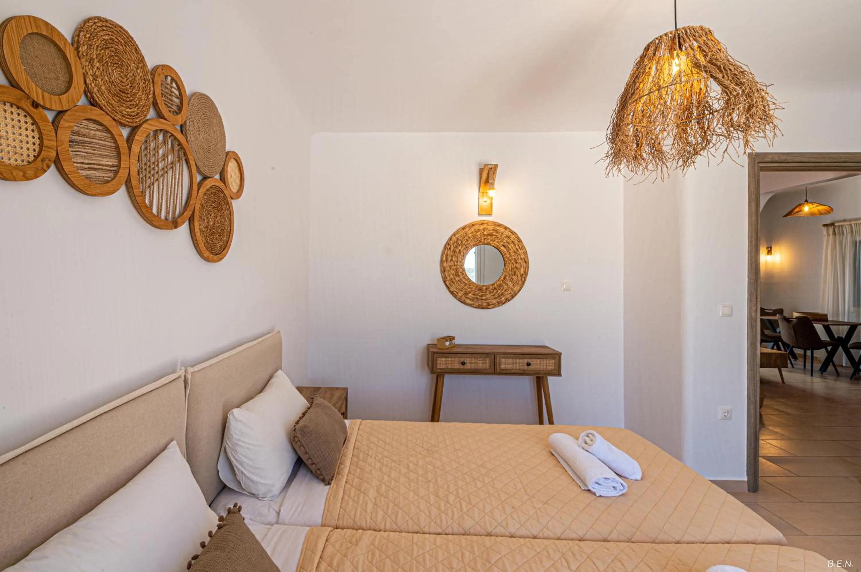 Photo of the whole room, Bed in Manolia View Mykonos