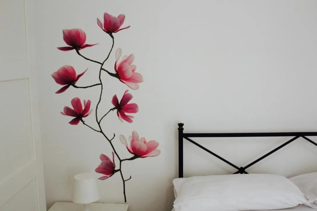 Decorative detail, Bed in B&B Largo Barile