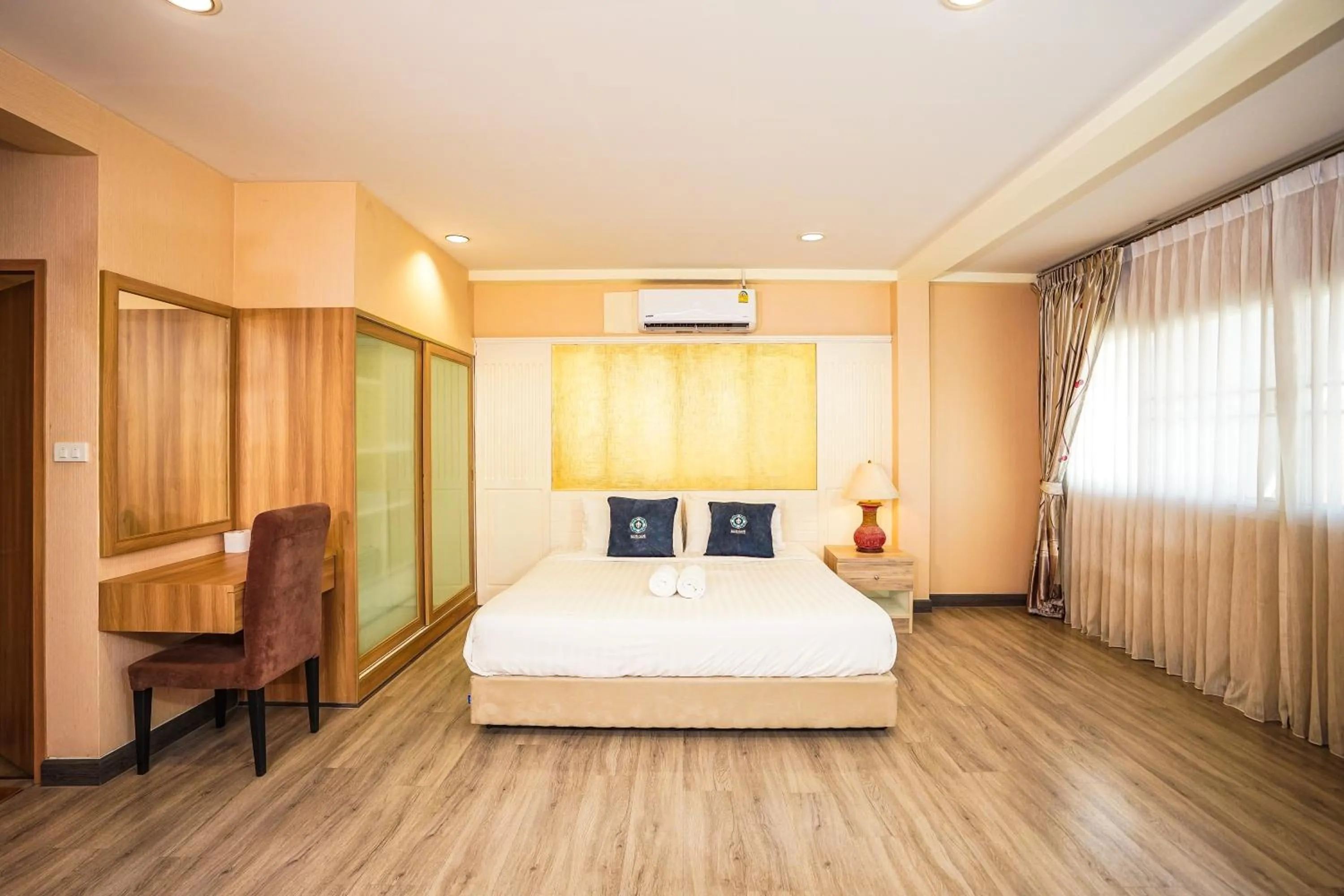 Bed in Blue cafe Apartments