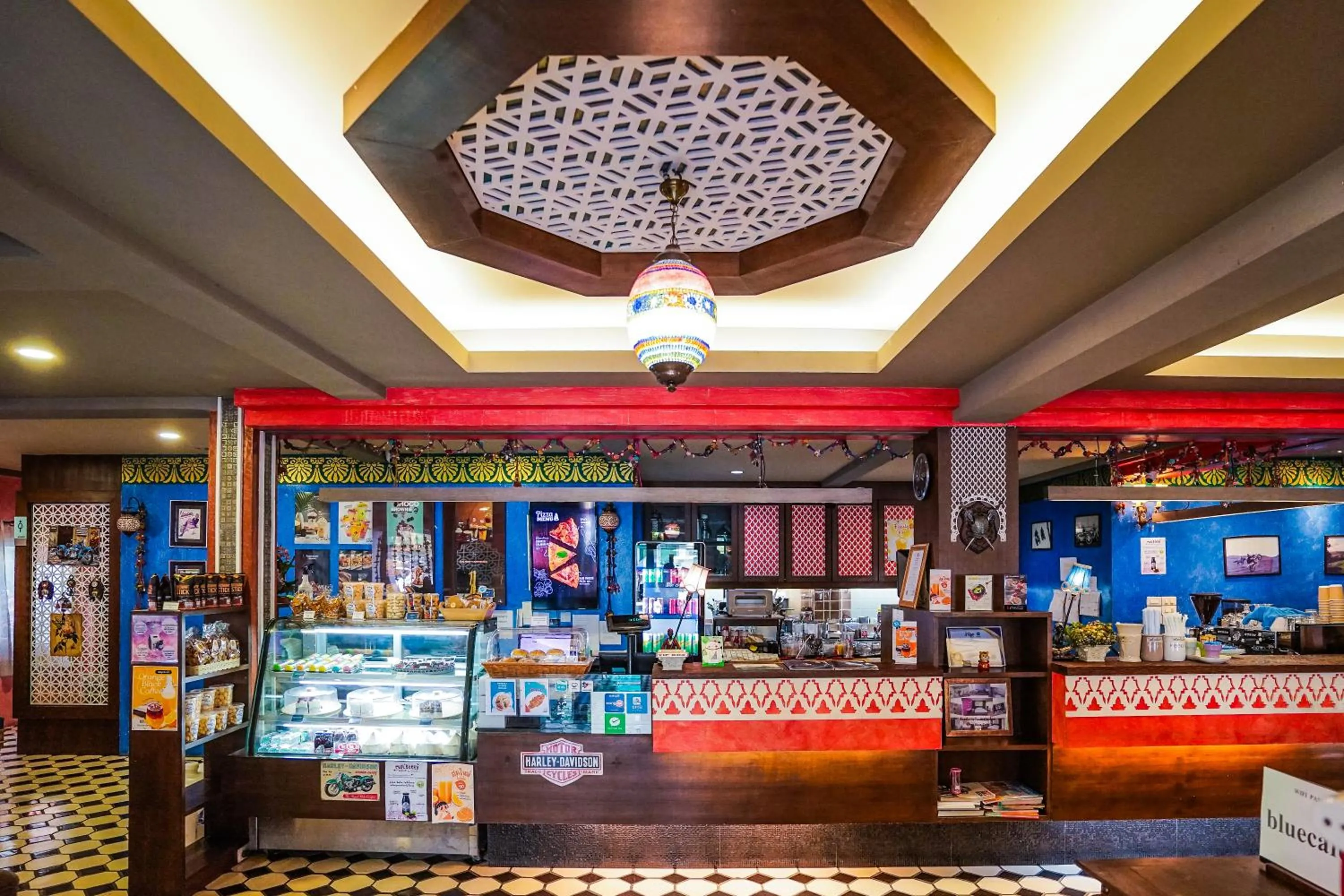 Lobby or reception in Blue cafe Apartments