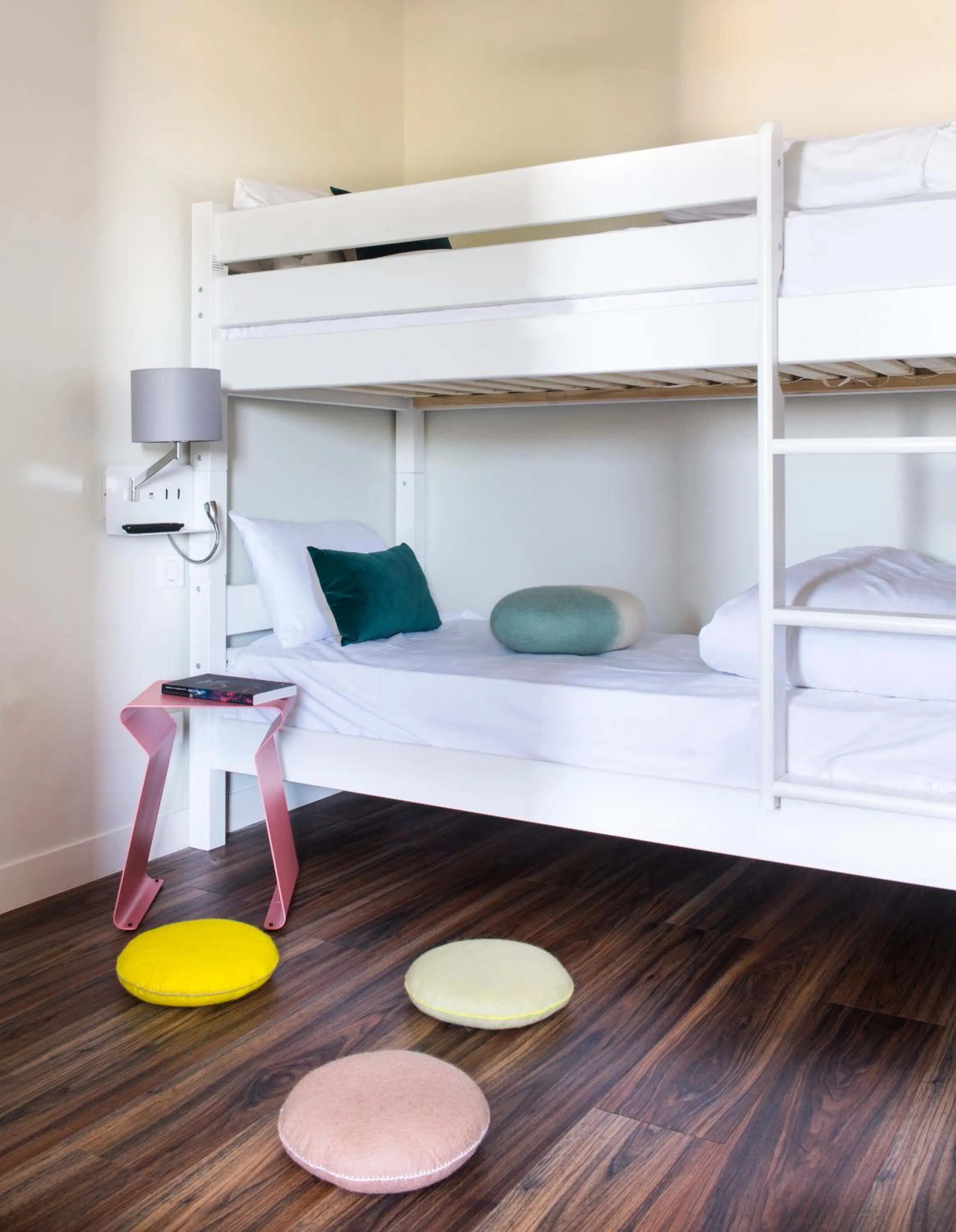 bunk bed, Bed in Logis Hôtel L'Air Marin