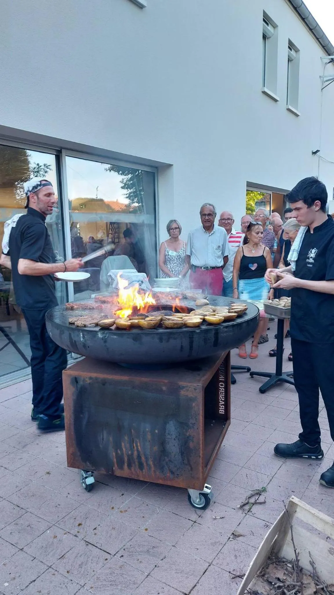 Restaurant/places to eat in Logis Hôtel L'Air Marin