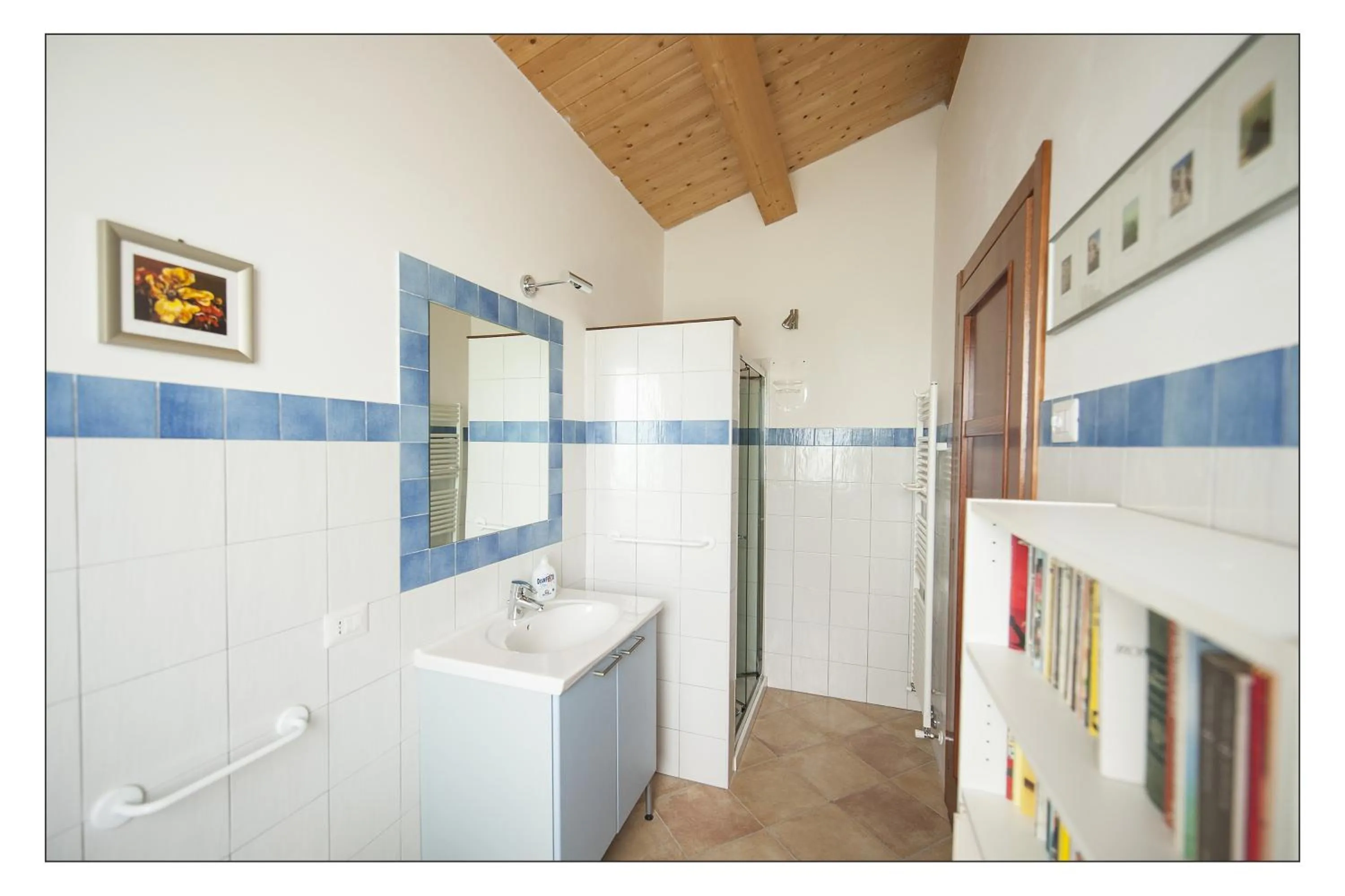 Bathroom in Bed & Breakfast Montesterlino