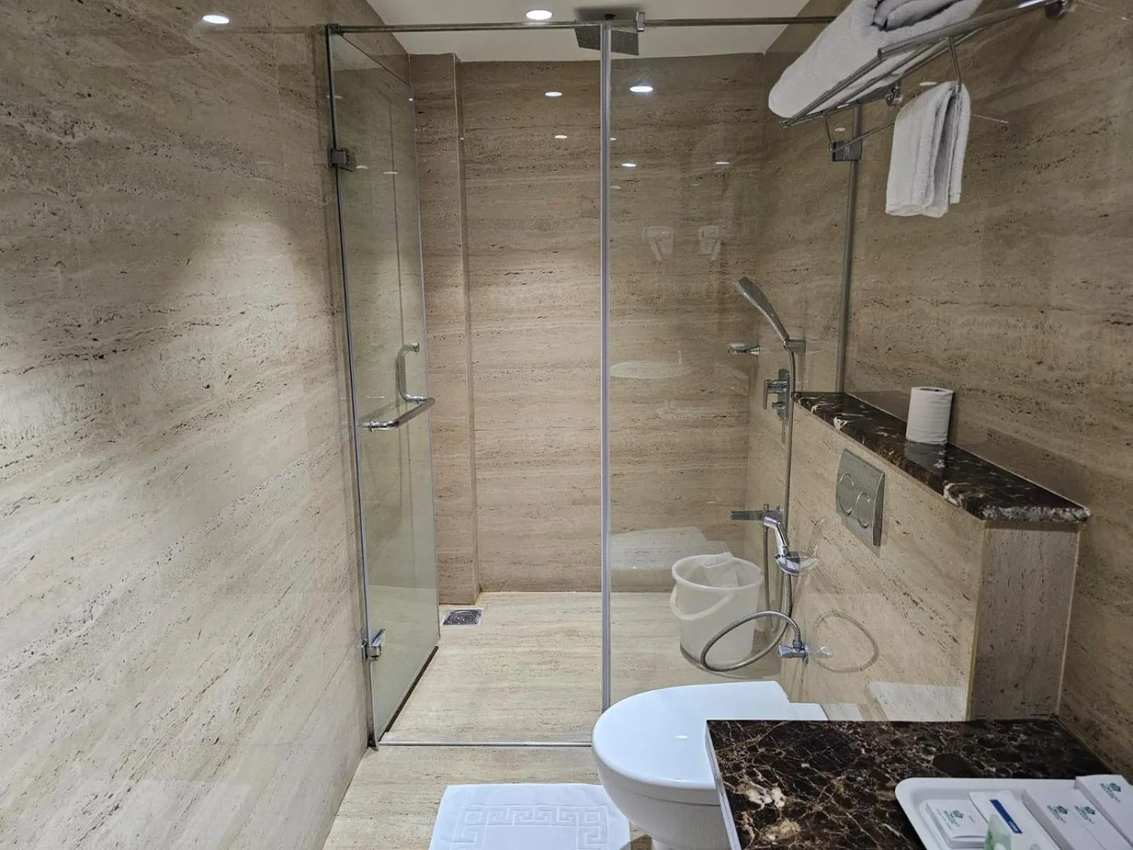 Shower in Mount Manor