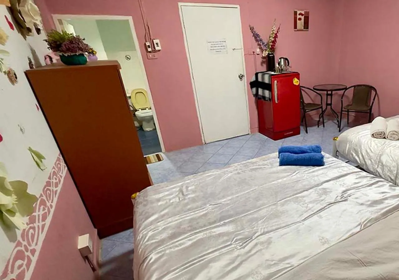 Bed in Sea View Jomtien Guest House